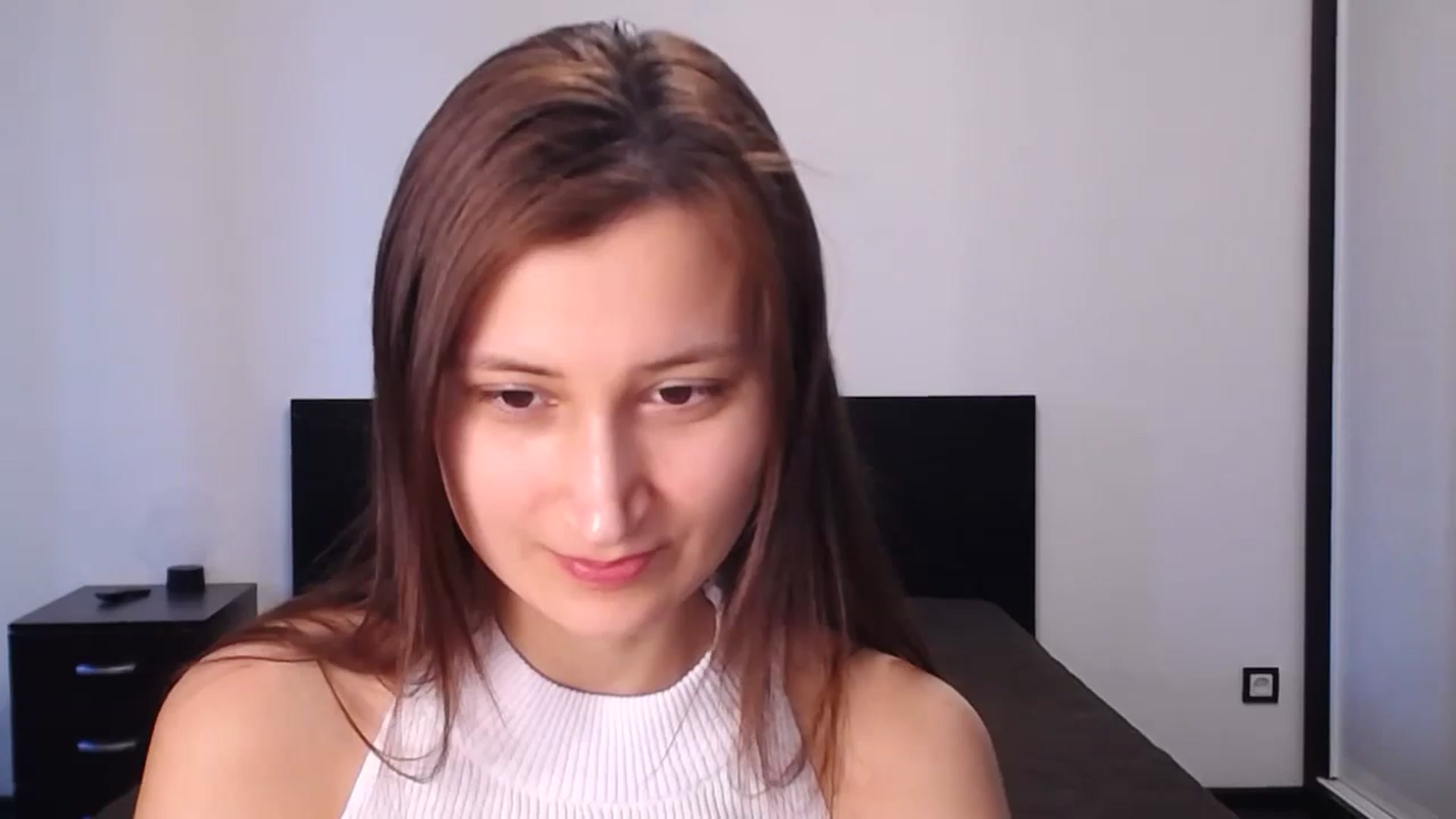 Gallery image thumbnail from Kendal_sweet's myfreecams stream on, 06/25/2024, 17:00 image 20 of 20