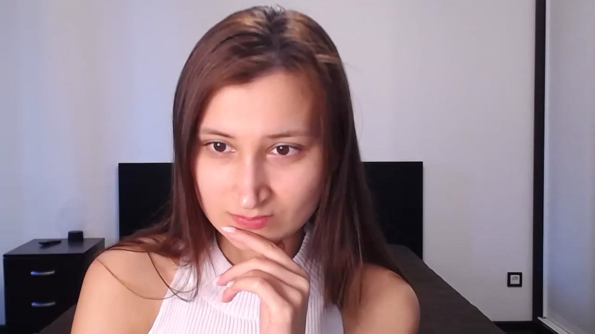 Gallery image thumbnail from Kendal_sweet's myfreecams stream on, 06/25/2024, 17:00 image 10 of 20