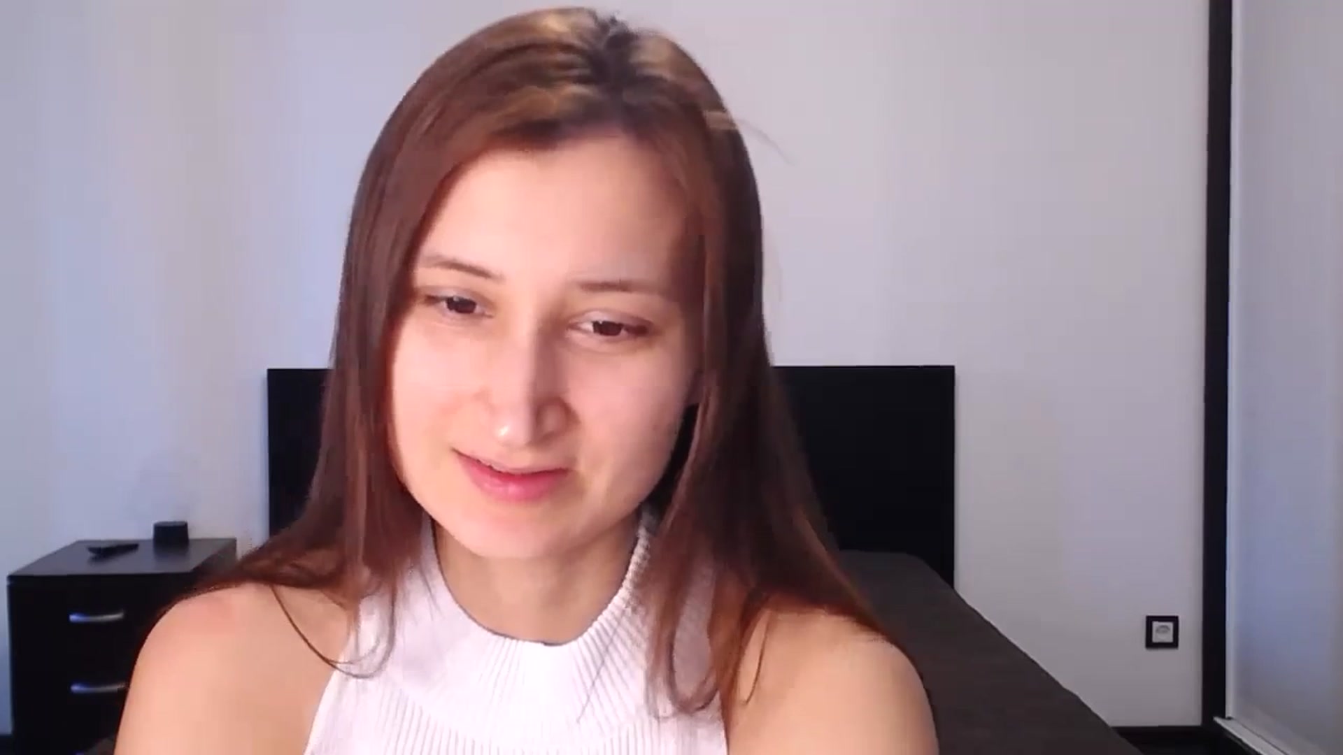 Gallery image thumbnail from Kendal_sweet's myfreecams stream on, 06/25/2024, 17:00 image 12 of 20