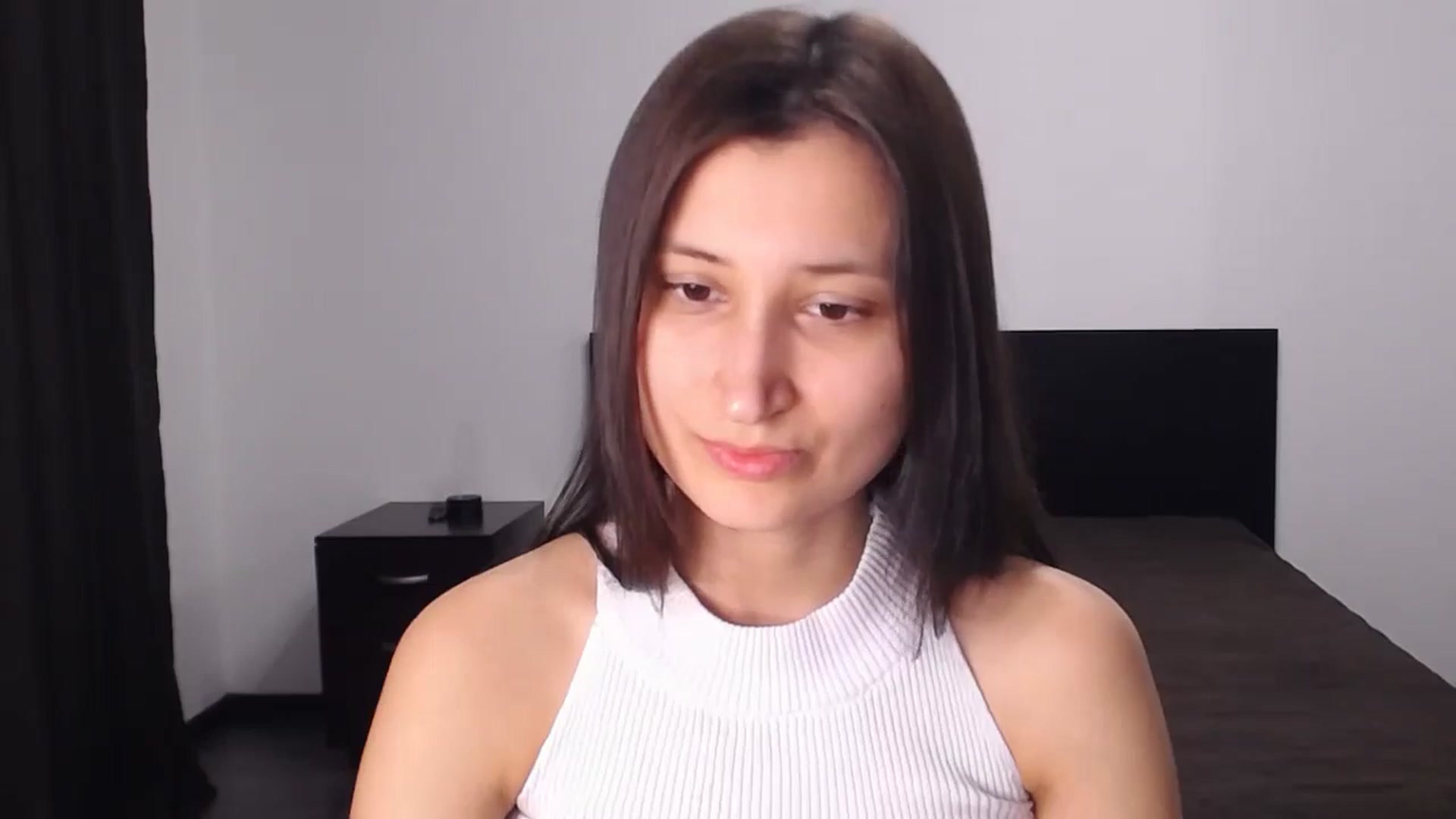 Gallery image thumbnail from Kendal_sweet's myfreecams stream on, 07/07/2024, 19:49 image 19 of 20