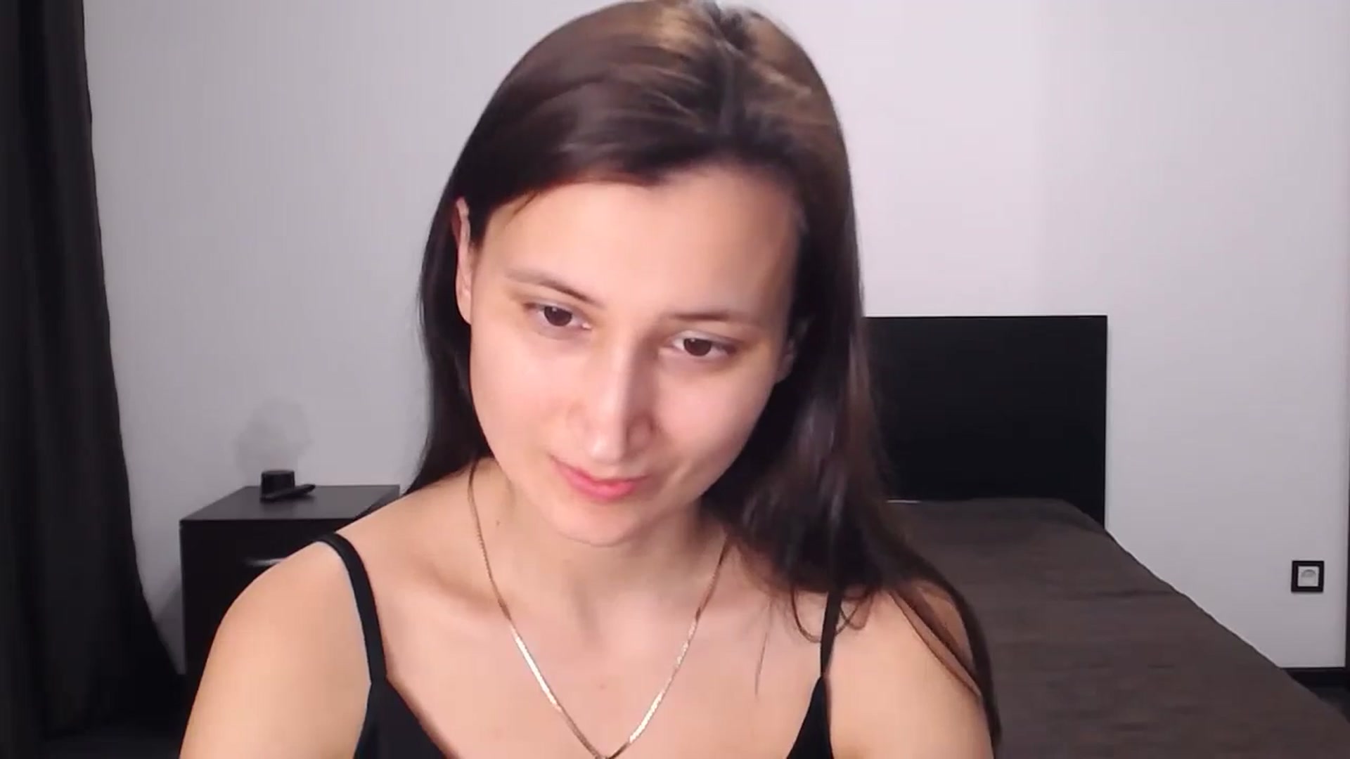 Gallery image thumbnail from Kendal_sweet's myfreecams stream on, 07/13/2024, 21:29 image 10 of 20