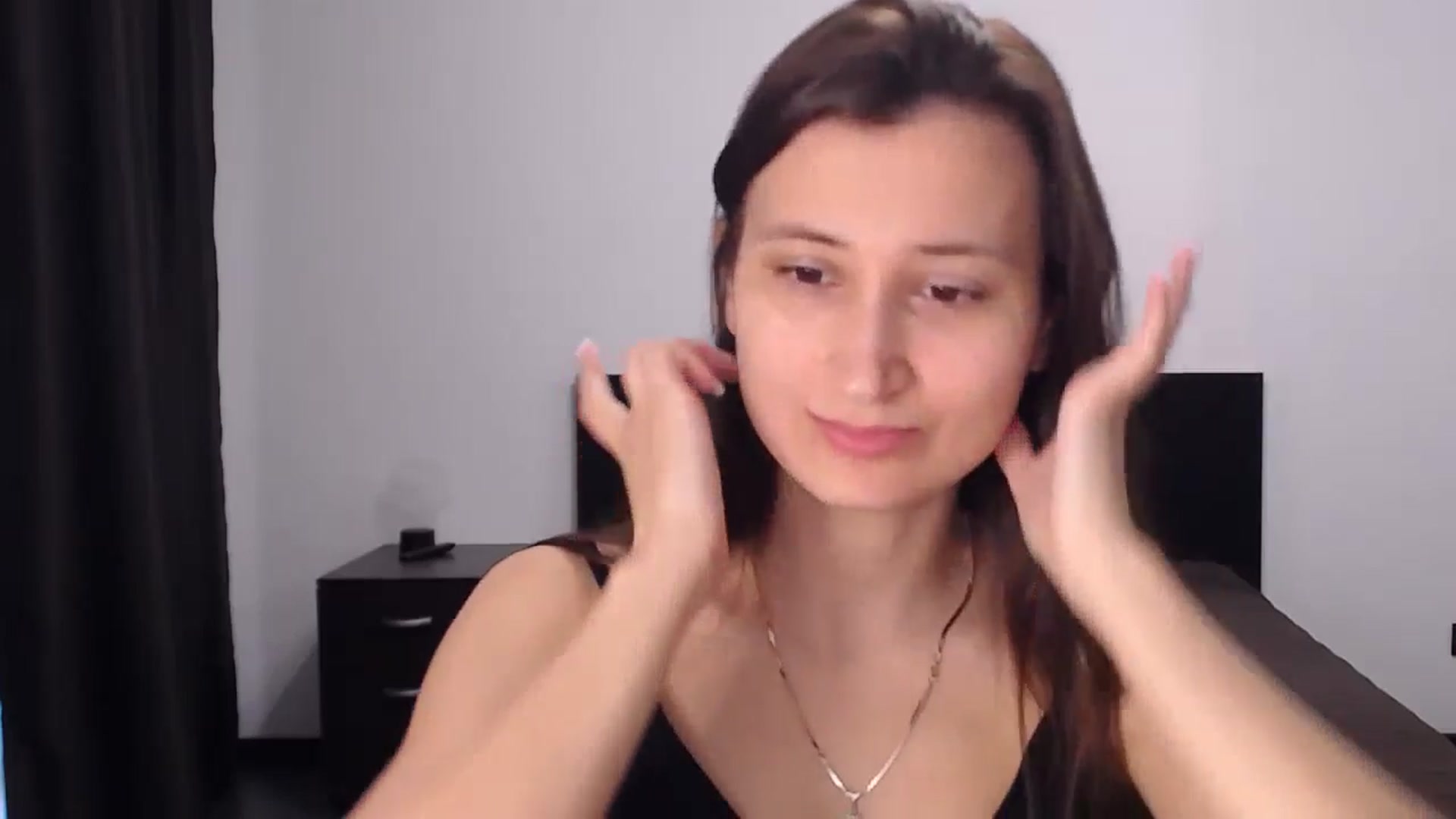 Gallery image thumbnail from Kendal_sweet's myfreecams stream on, 07/14/2024, 14:28 image 16 of 20