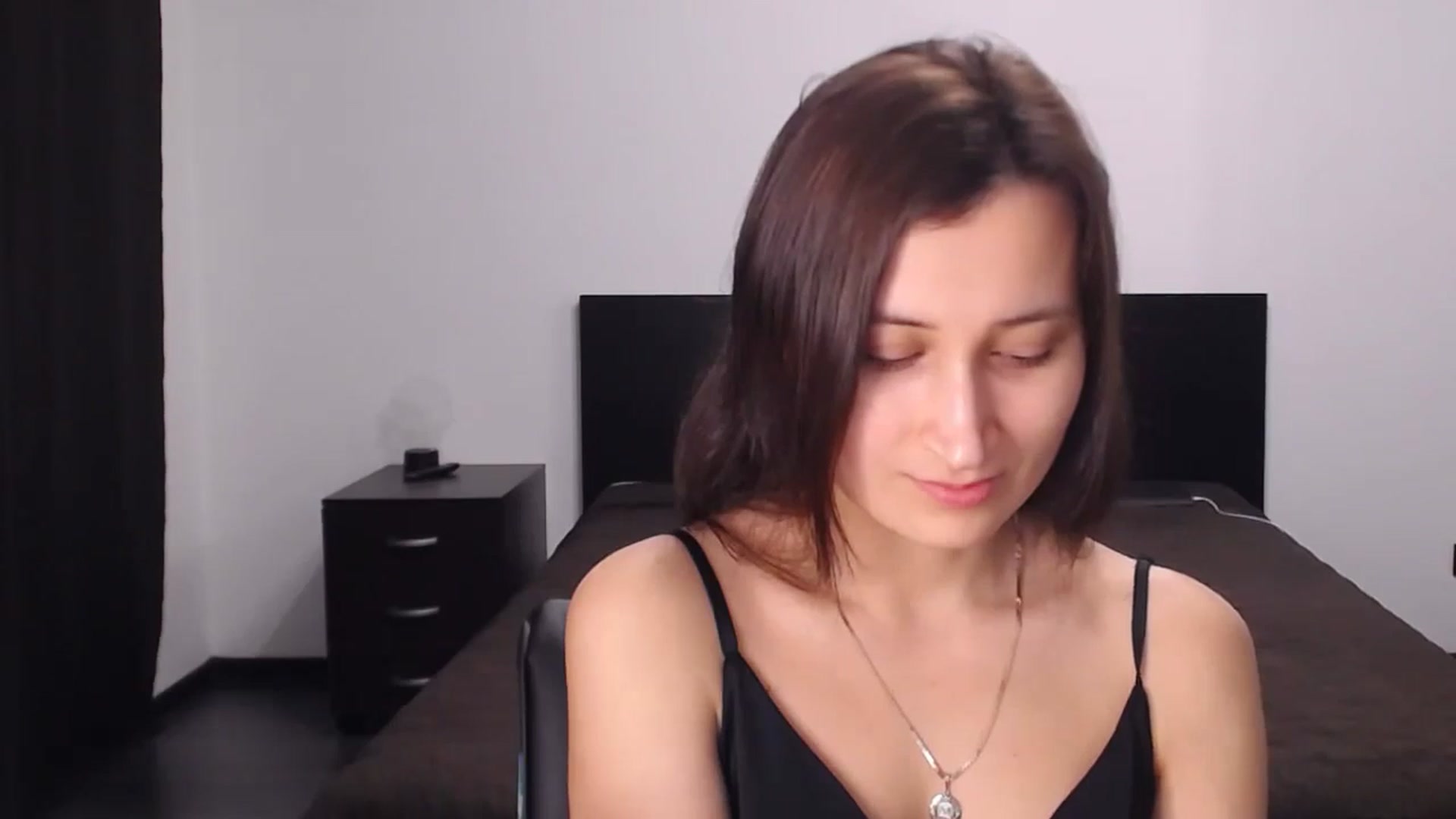 Gallery image thumbnail from Kendal_sweet's myfreecams stream on, 07/14/2024, 20:06 image 14 of 20