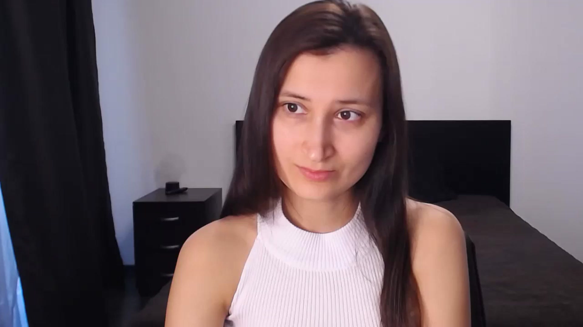 Gallery image thumbnail from Kendal_sweet's myfreecams stream on, 07/15/2024, 16:29 image 2 of 20