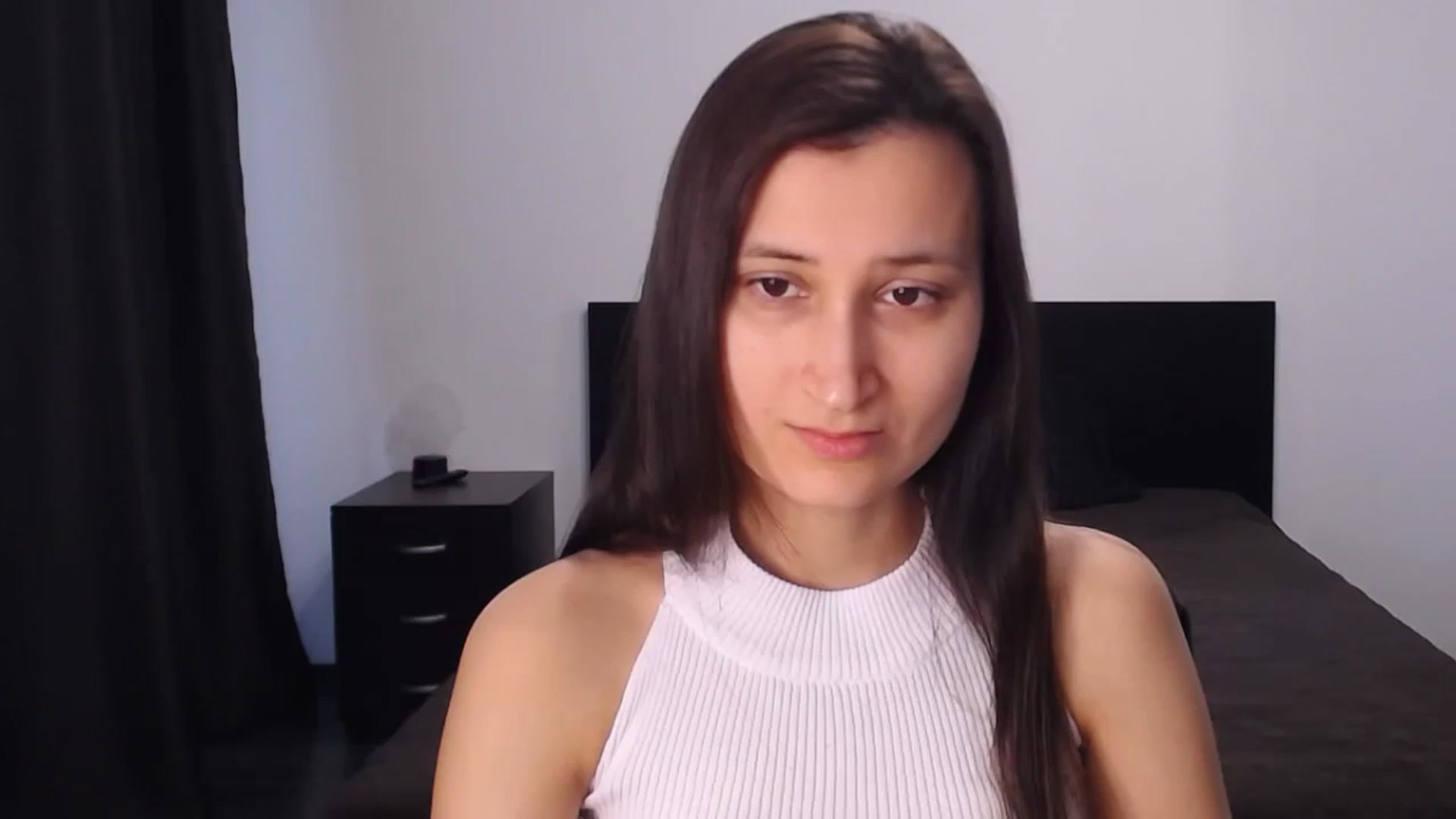 Gallery image thumbnail from Kendal_sweet's myfreecams stream on, 07/15/2024, 16:29 image 7 of 20
