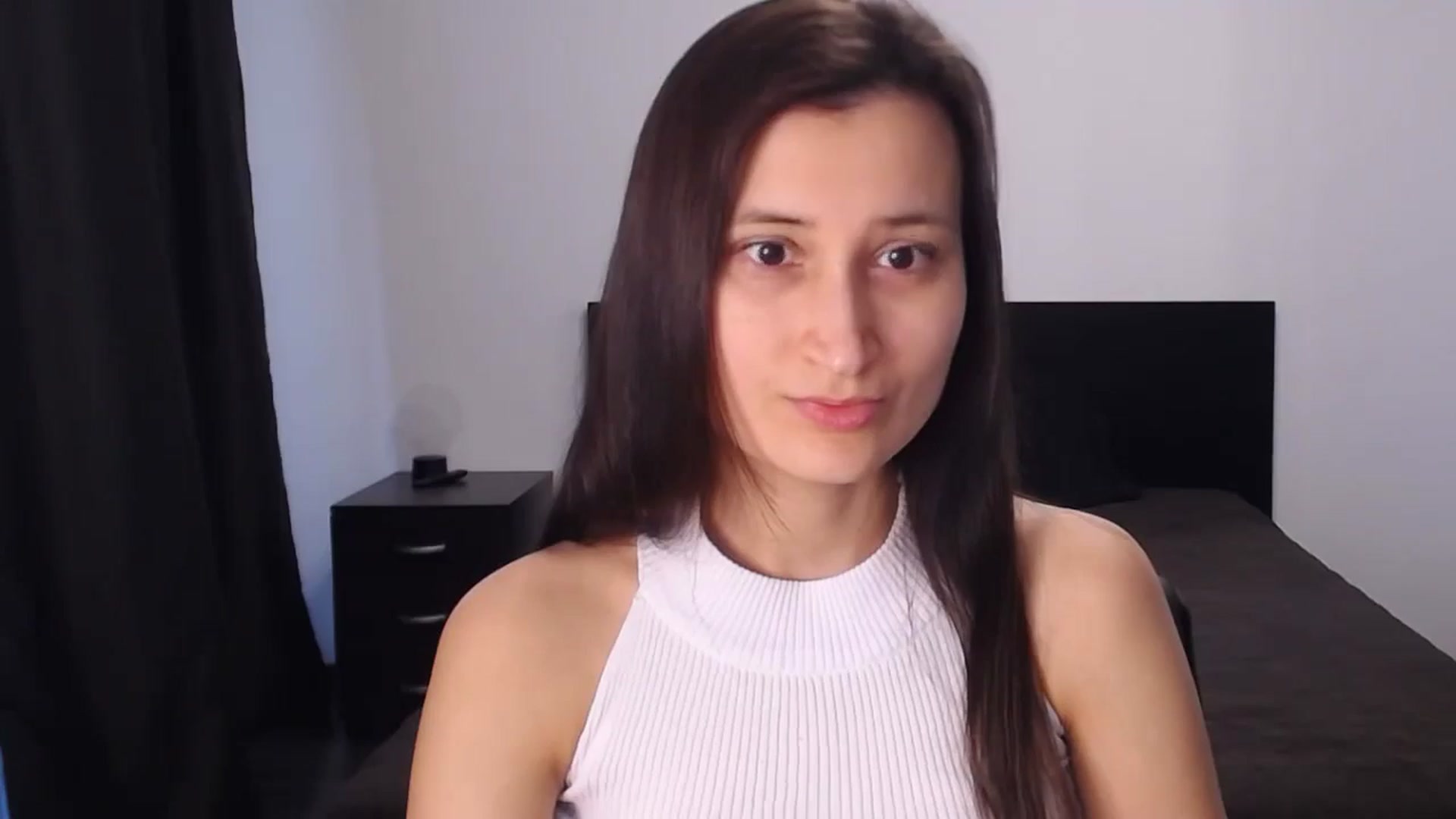 Gallery image thumbnail from Kendal_sweet's myfreecams stream on, 07/15/2024, 16:29 image 6 of 20