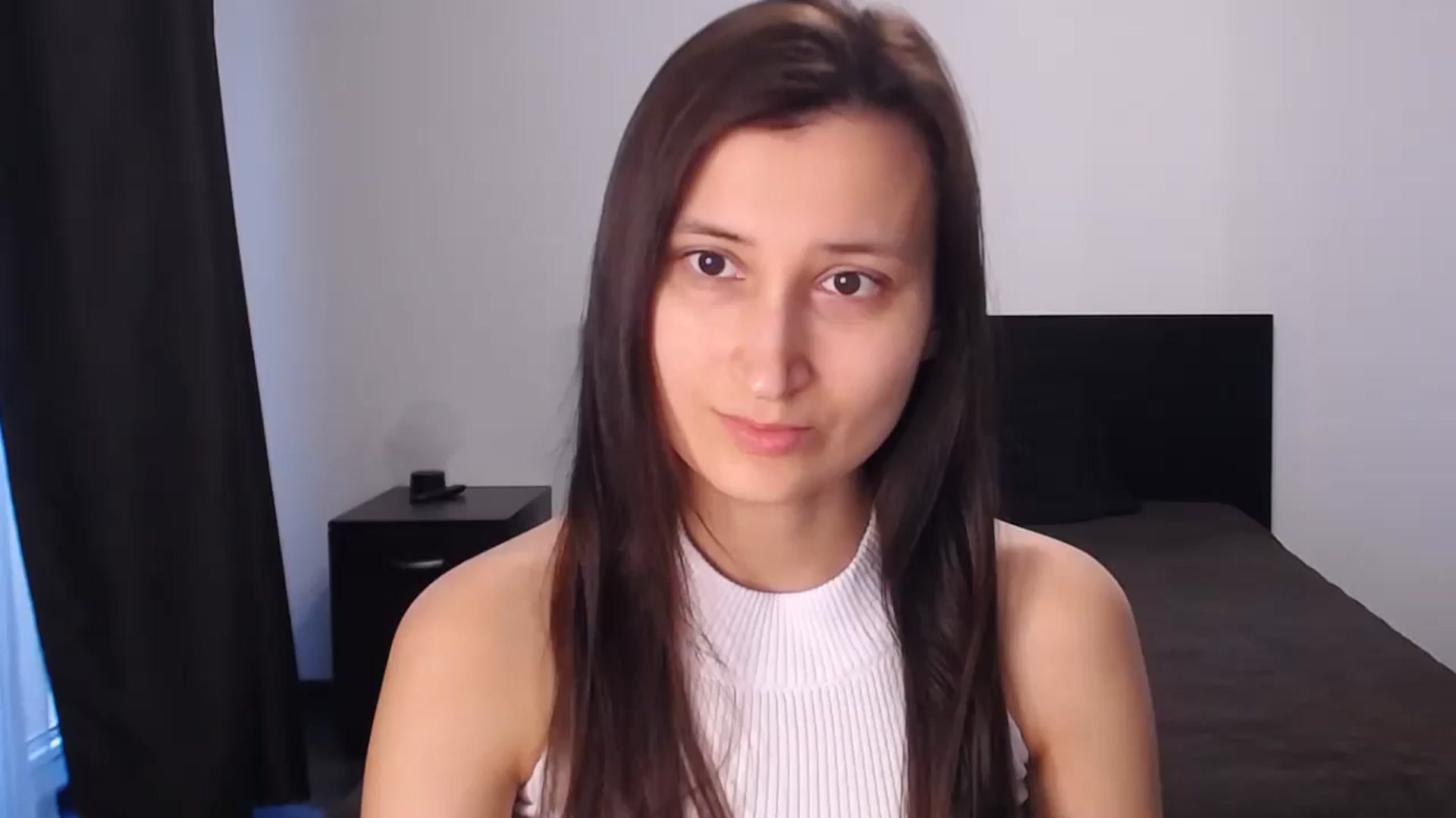 Gallery image thumbnail from Kendal_sweet's myfreecams stream on, 07/15/2024, 16:57 image 12 of 20