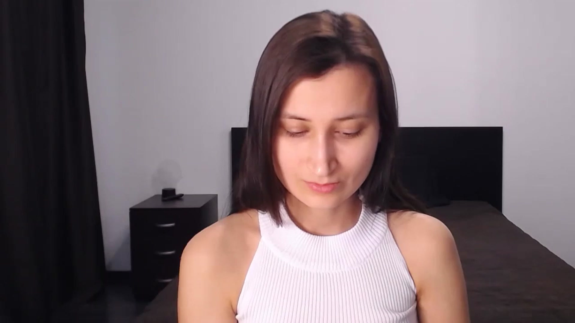 Gallery image thumbnail from Kendal_sweet's myfreecams stream on, 07/15/2024, 18:13 image 14 of 20
