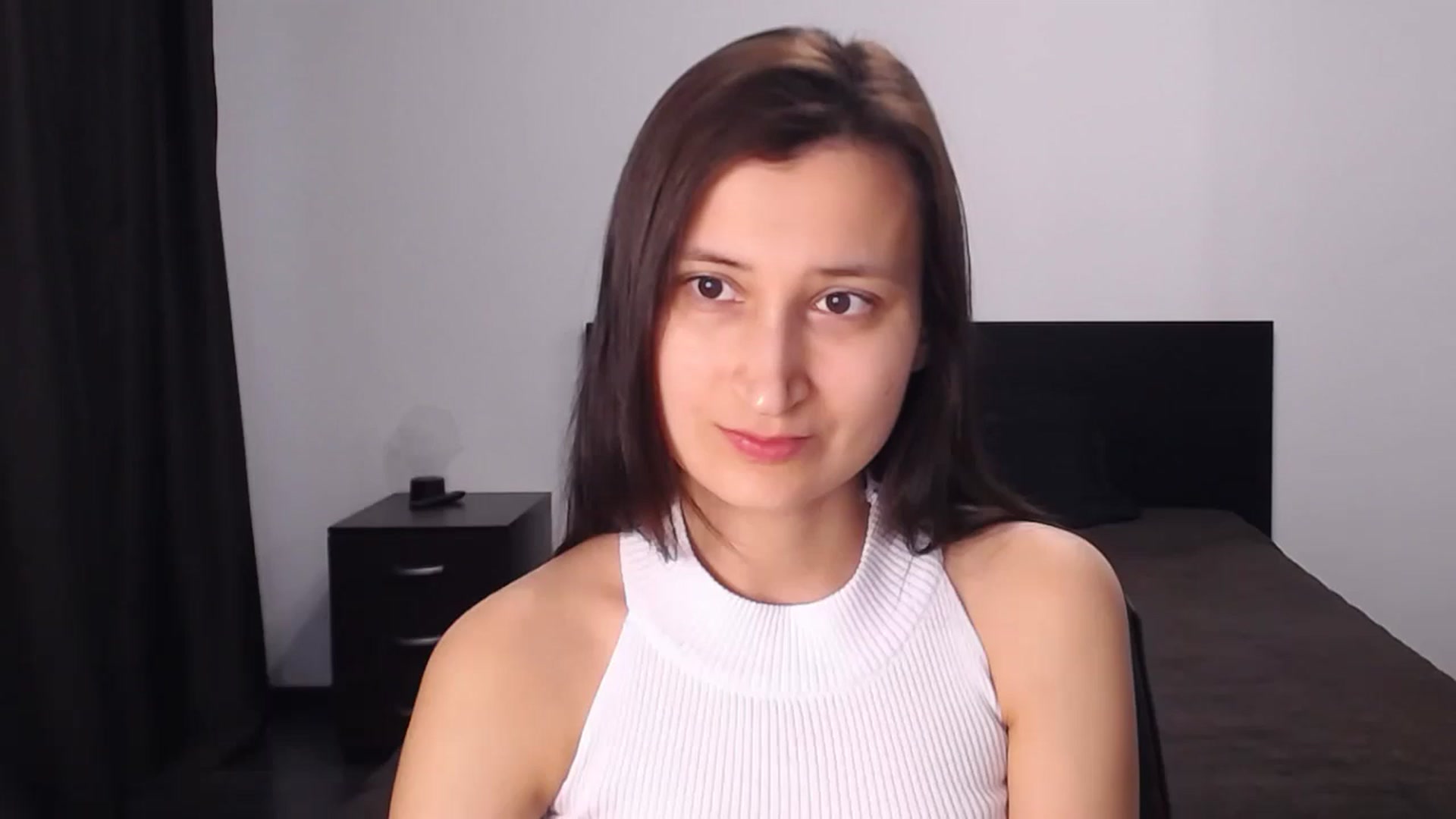Gallery image thumbnail from Kendal_sweet's myfreecams stream on, 07/15/2024, 18:13 image 17 of 20