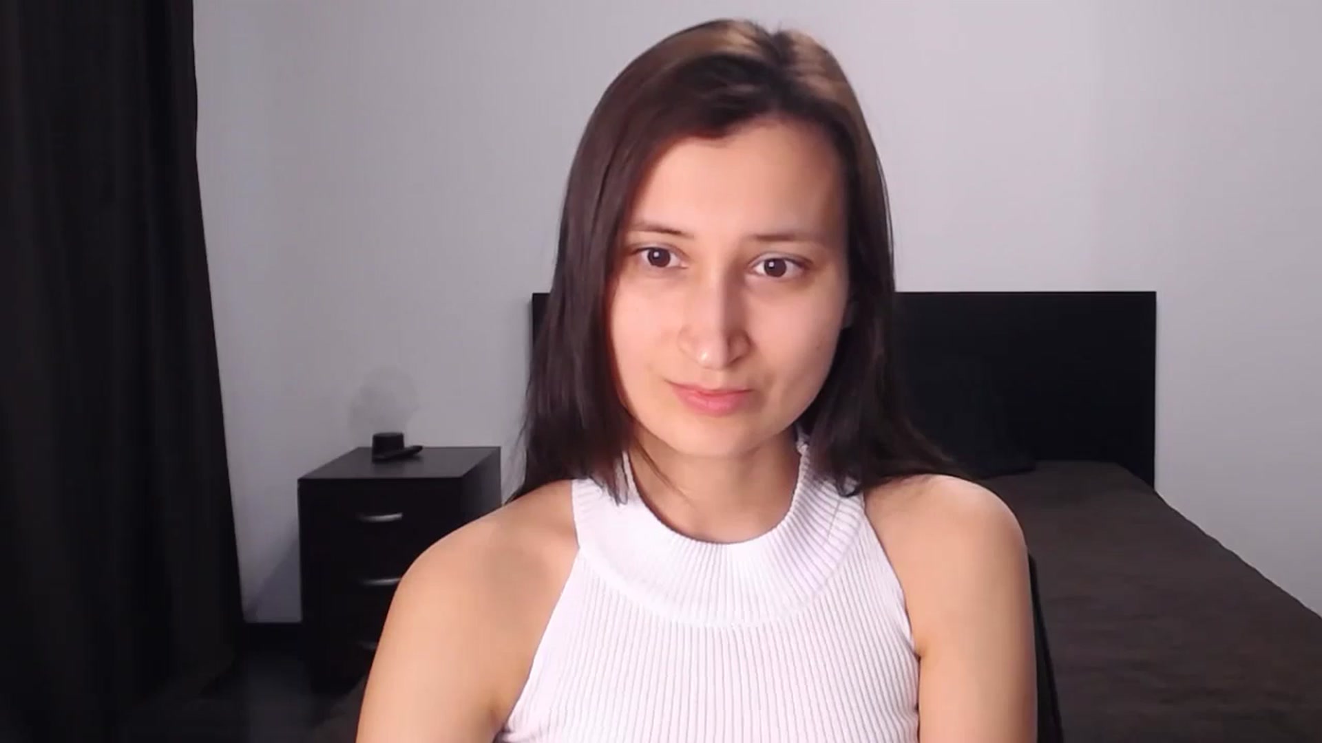 Gallery image thumbnail from Kendal_sweet's myfreecams stream on, 07/15/2024, 18:13 image 16 of 20