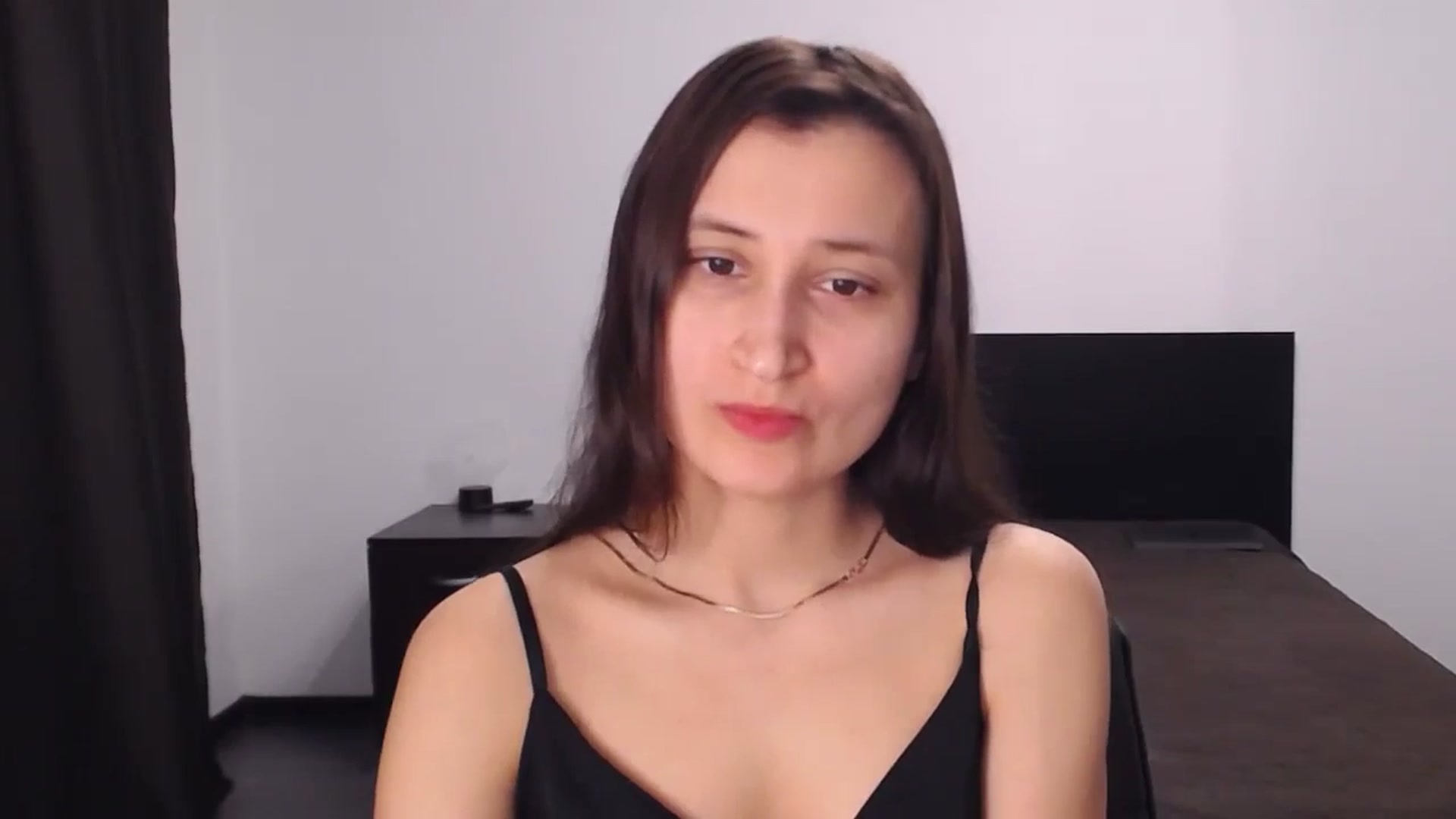 Gallery image thumbnail from Kendal_sweet's myfreecams stream on, 07/18/2024, 19:15 image 13 of 20