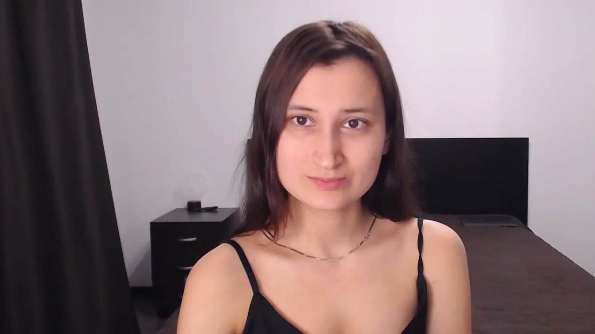 Gallery image thumbnail from Kendal_sweet's myfreecams stream on, 07/18/2024, 19:52 image 4 of 20