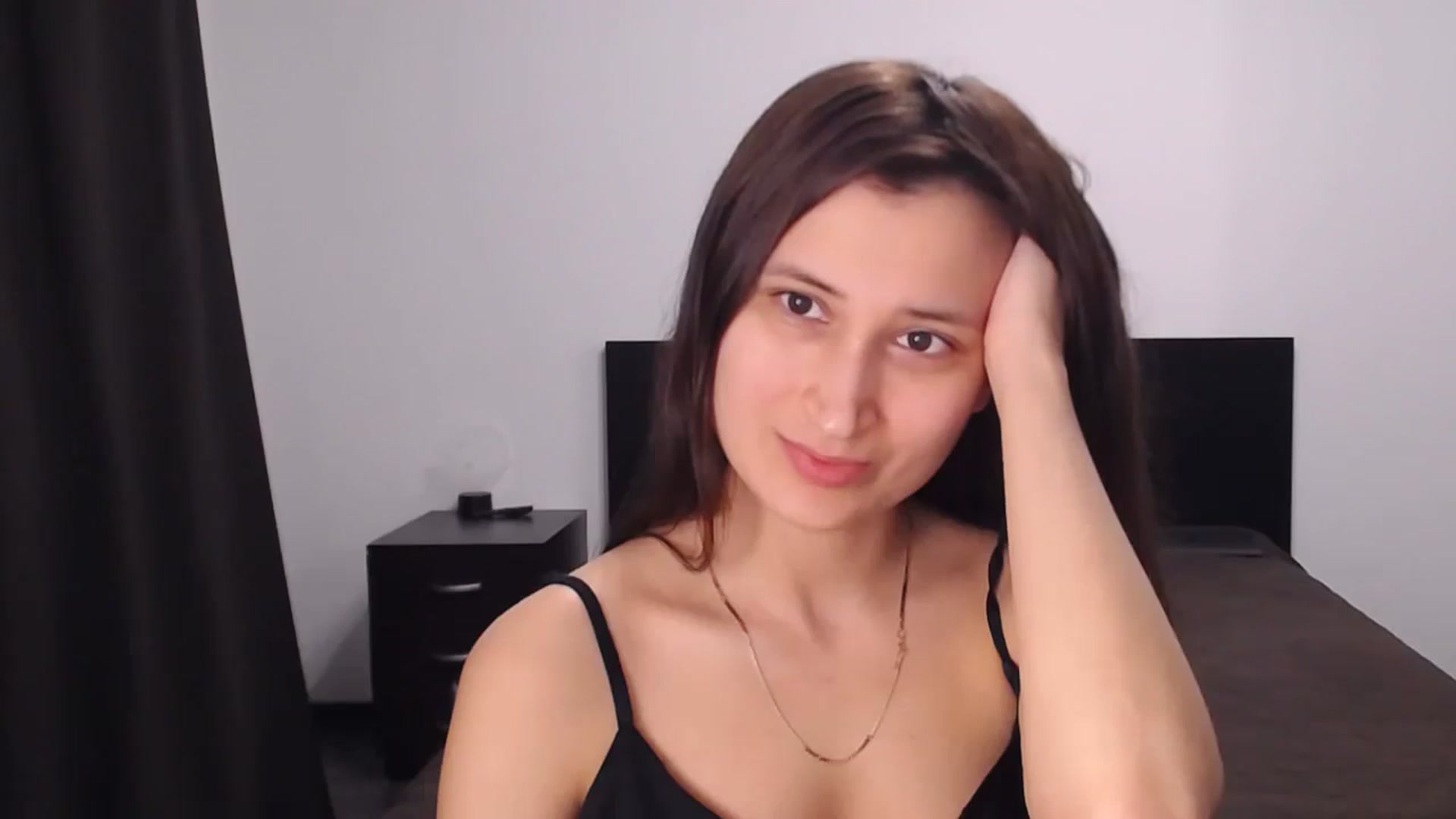 Gallery image thumbnail from Kendal_sweet's myfreecams stream on, 07/18/2024, 19:52 image 10 of 20