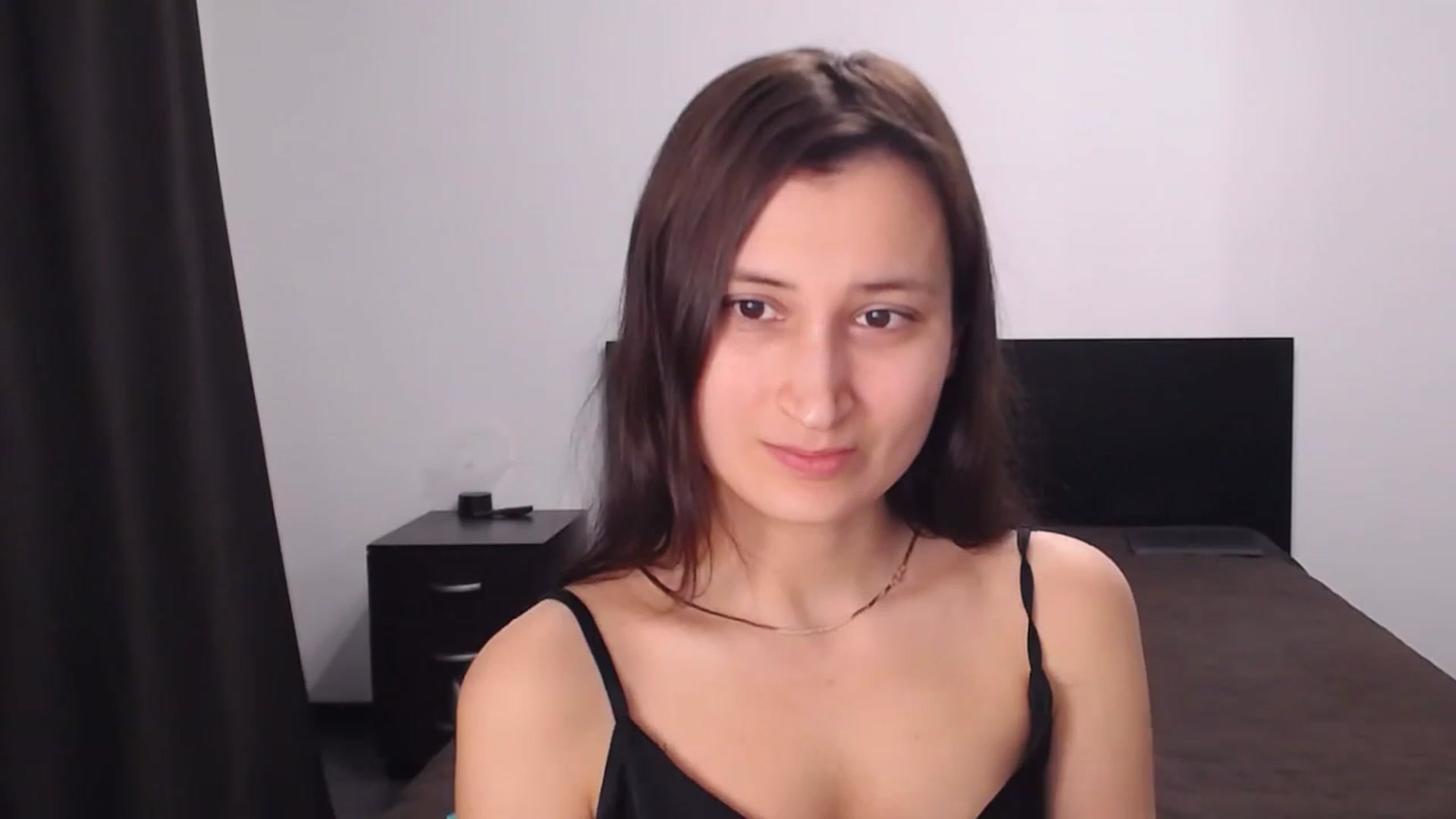 Gallery image thumbnail from Kendal_sweet's myfreecams stream on, 07/18/2024, 19:52 image 6 of 20