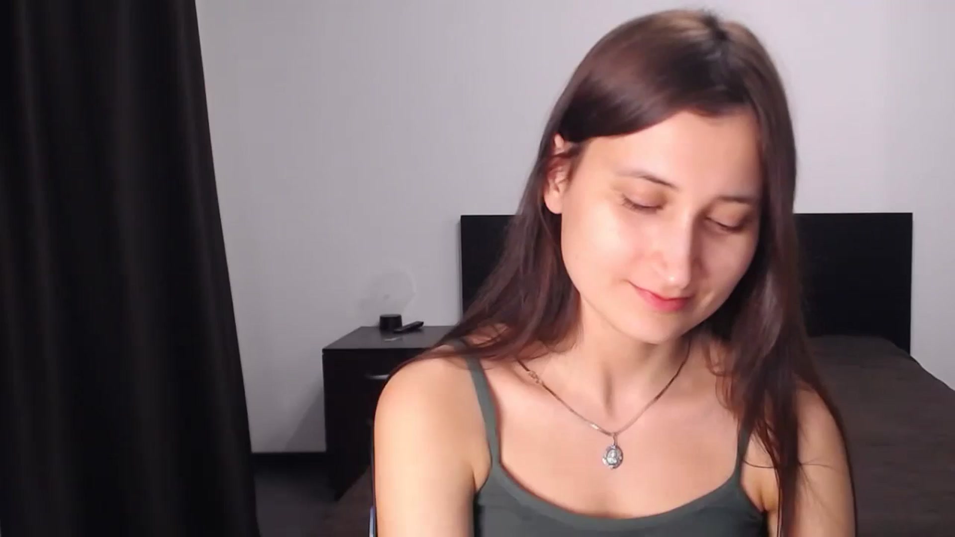 Gallery image thumbnail from Kendal_sweet's myfreecams stream on, 07/25/2024, 24:30 image 1 of 20
