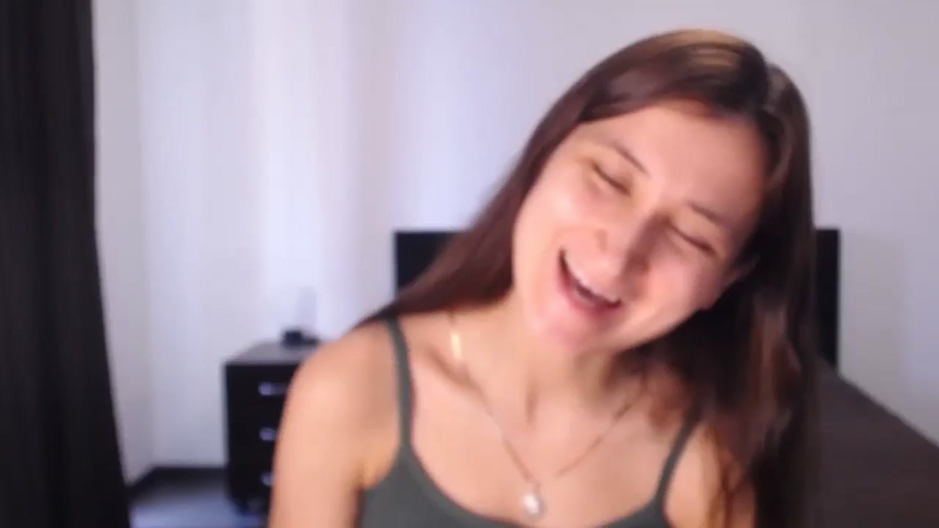 Gallery image thumbnail from Kendal_sweet's myfreecams stream on, 07/31/2024, 08:57 image 18 of 20