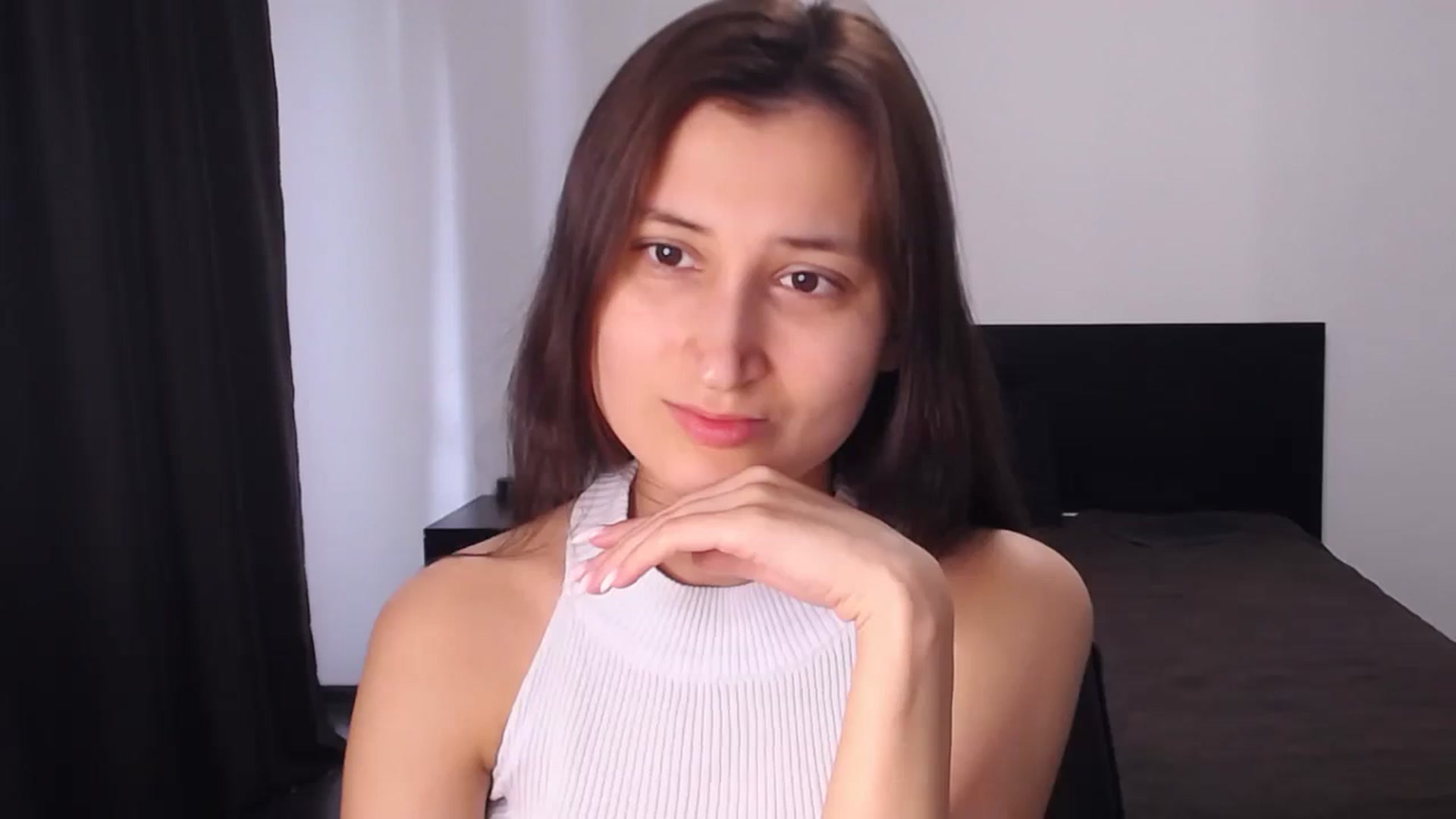 Gallery image thumbnail from Kendal_sweet's myfreecams stream on, 08/01/2024, 12:11 image 9 of 20