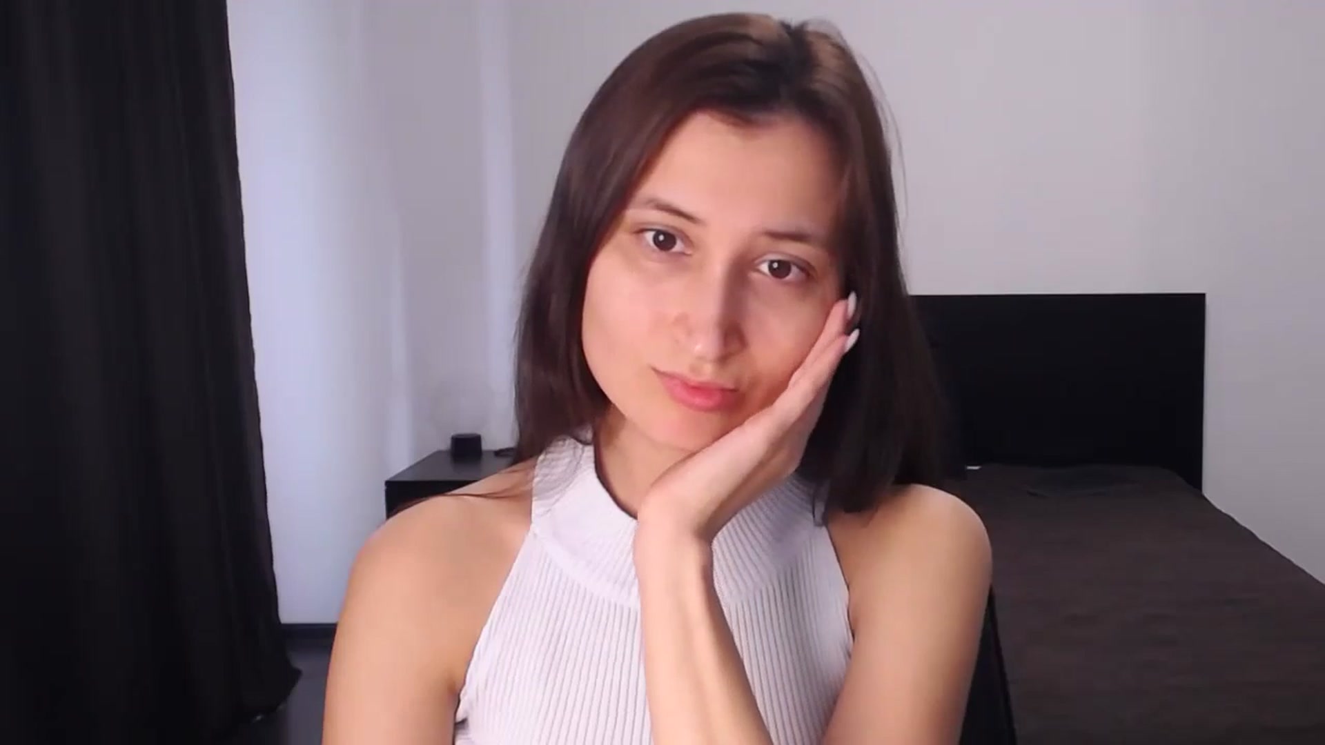 Gallery image thumbnail from Kendal_sweet's myfreecams stream on, 08/01/2024, 12:11 image 17 of 20