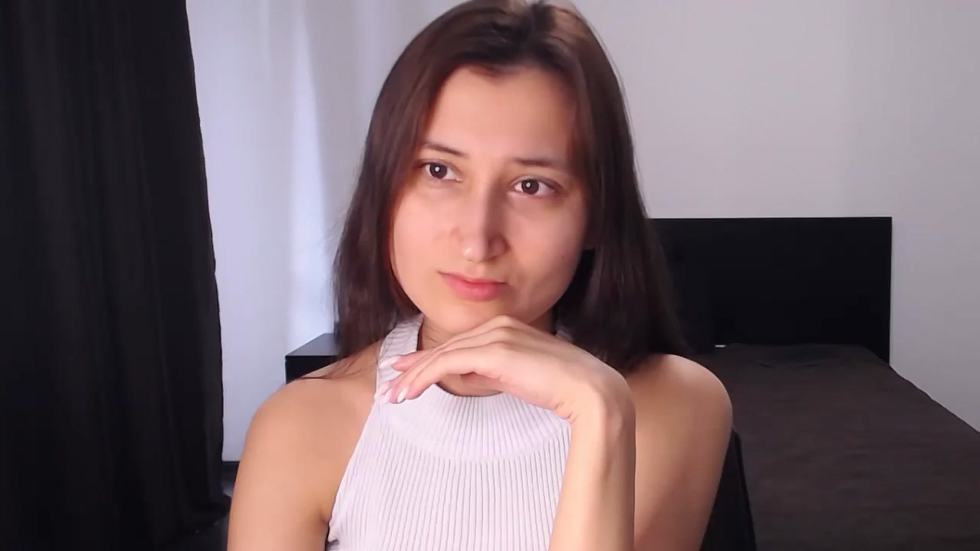 Gallery image thumbnail from Kendal_sweet's myfreecams stream on, 08/01/2024, 12:11 image 10 of 20