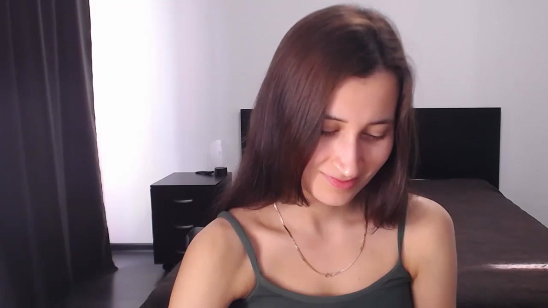 Gallery image thumbnail from Kendal_sweet's myfreecams stream on, 08/04/2024, 15:31 image 15 of 20