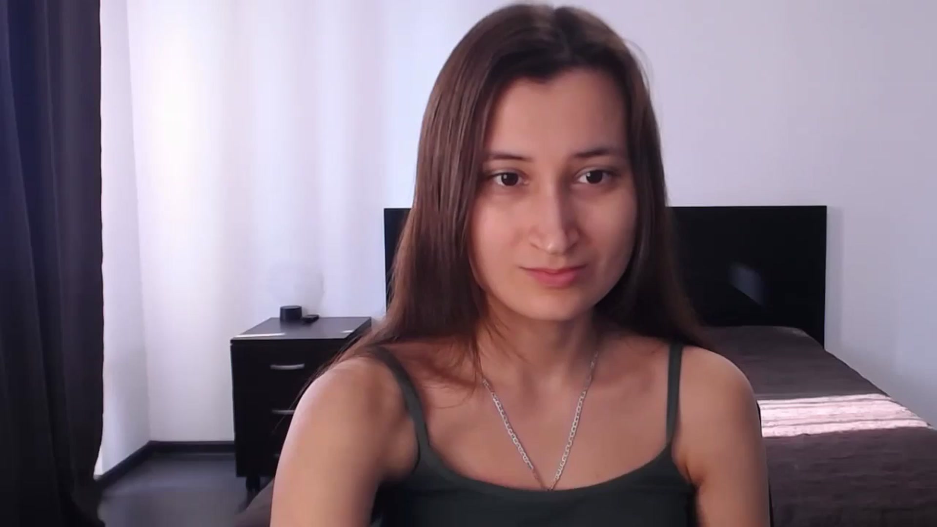Gallery image thumbnail from Kendal_sweet's myfreecams stream on, 08/07/2024, 15:21 image 1 of 20