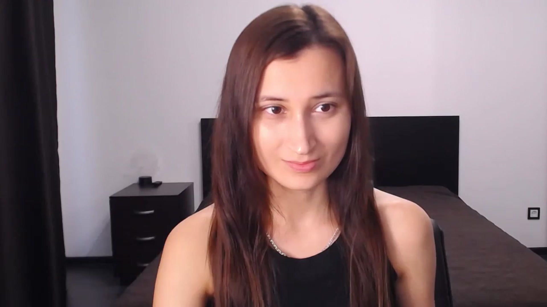 Gallery image thumbnail from Kendal_sweet's myfreecams stream on, 08/09/2024, 15:17 image 15 of 20