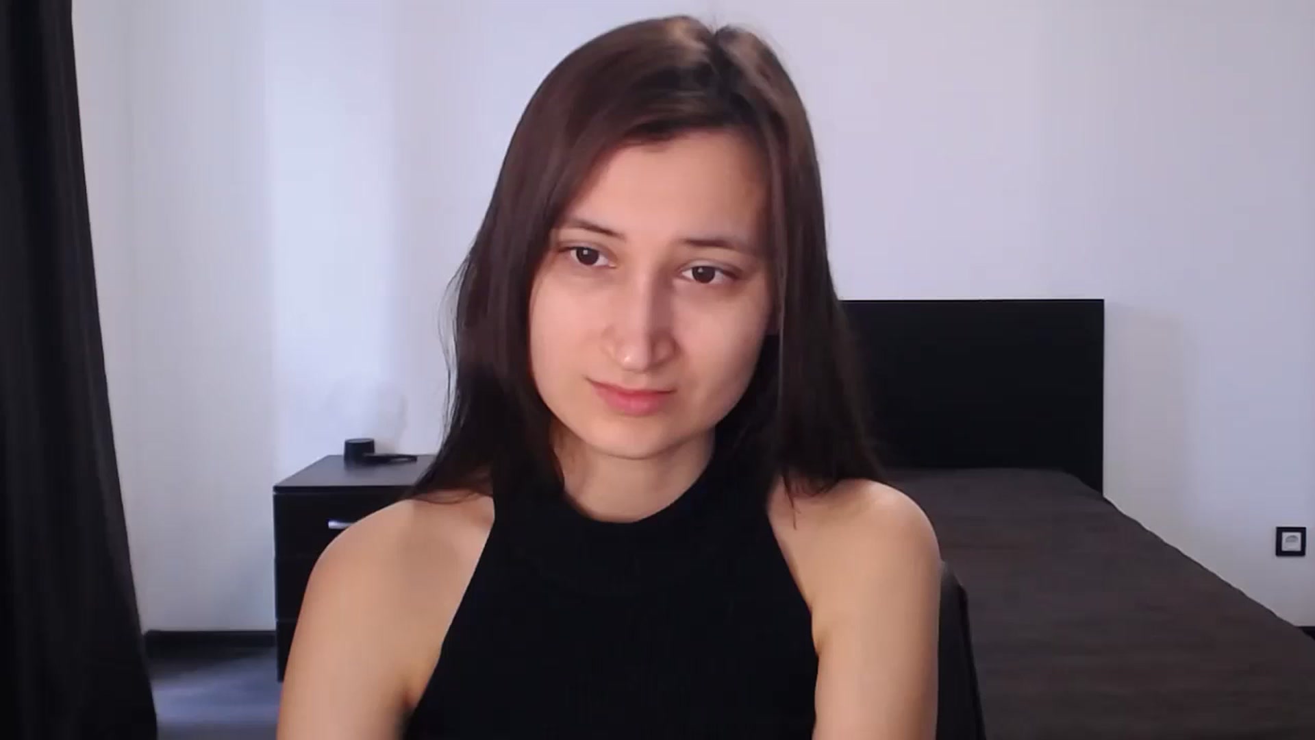 Gallery image thumbnail from Kendal_sweet's myfreecams stream on, 08/12/2024, 12:04 image 12 of 20