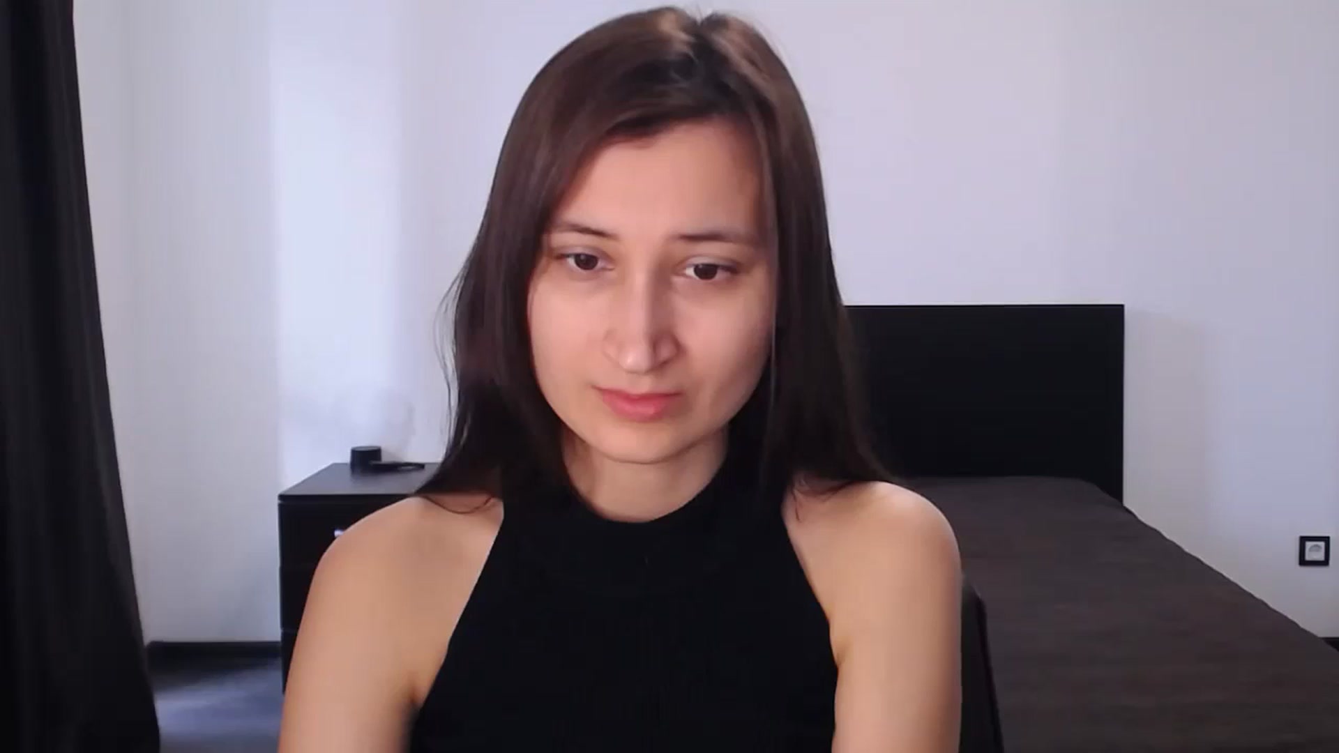 Gallery image thumbnail from Kendal_sweet's myfreecams stream on, 08/12/2024, 12:04 image 9 of 20