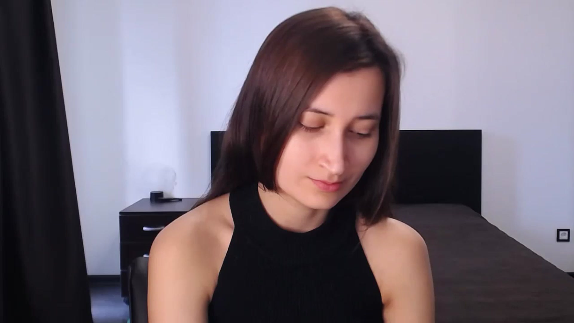 Gallery image thumbnail from Kendal_sweet's myfreecams stream on, 08/12/2024, 12:59 image 2 of 20