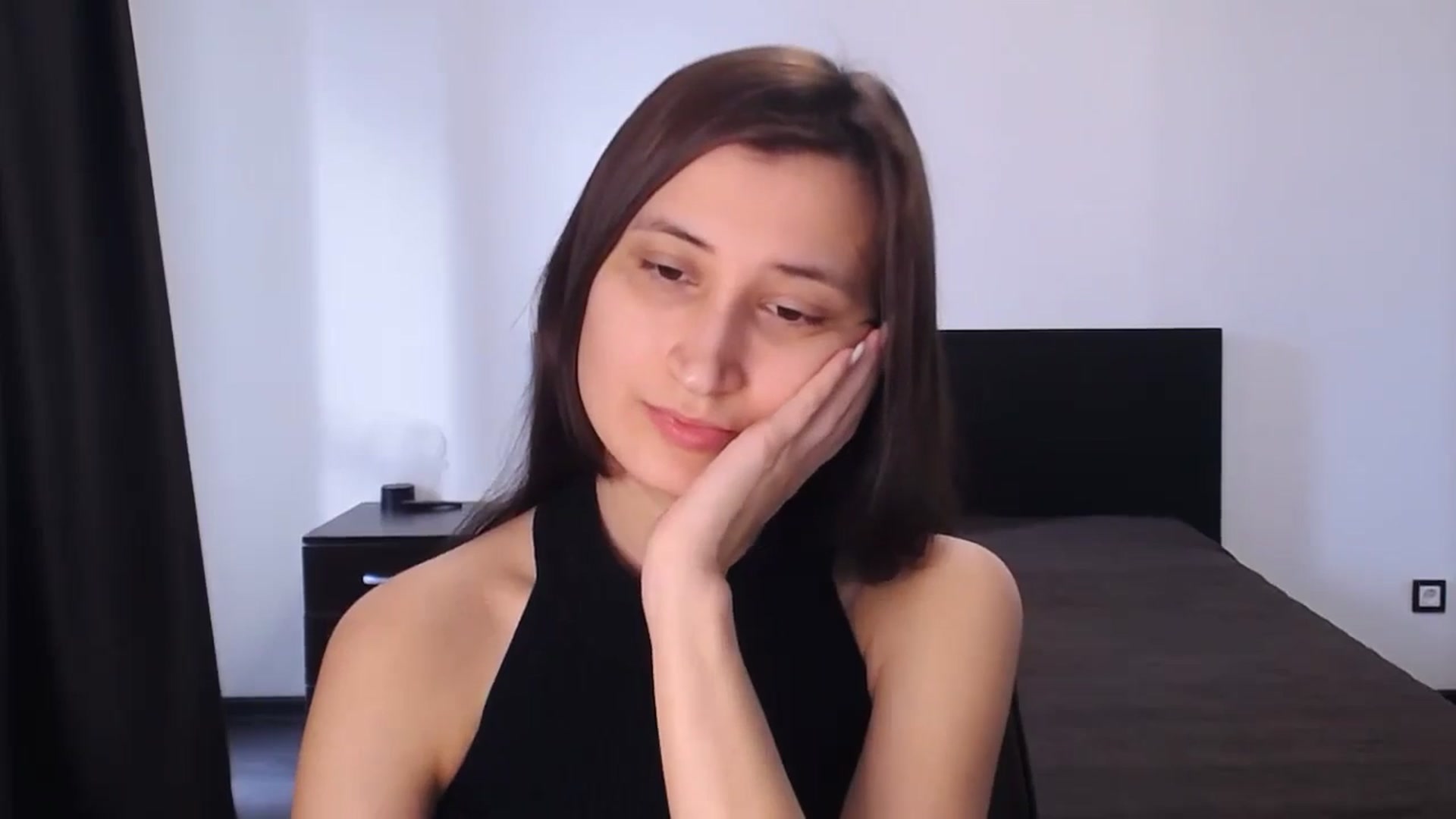 Gallery image thumbnail from Kendal_sweet's myfreecams stream on, 08/12/2024, 12:59 image 9 of 20