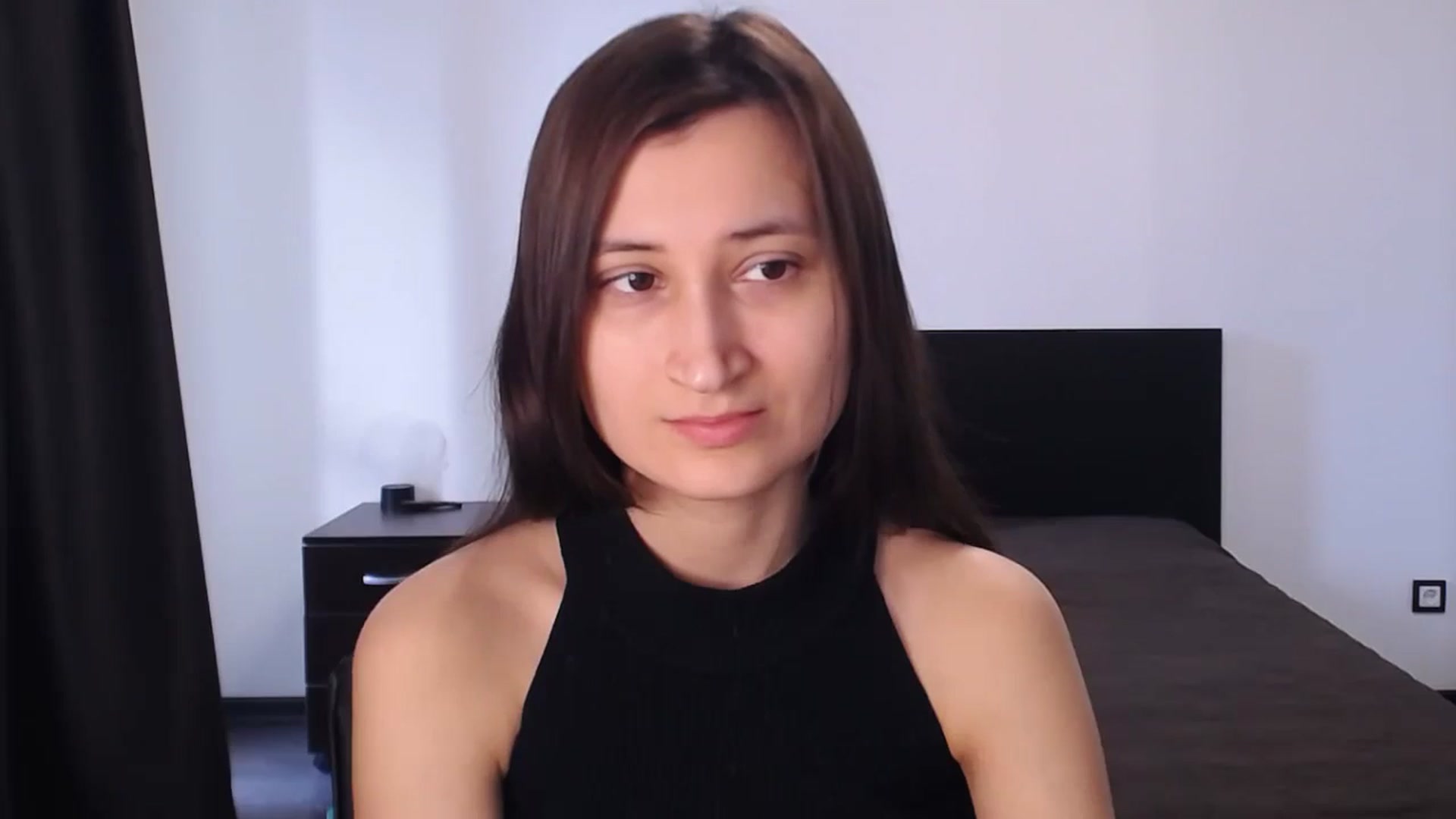 Gallery image thumbnail from Kendal_sweet's myfreecams stream on, 08/12/2024, 12:59 image 8 of 20