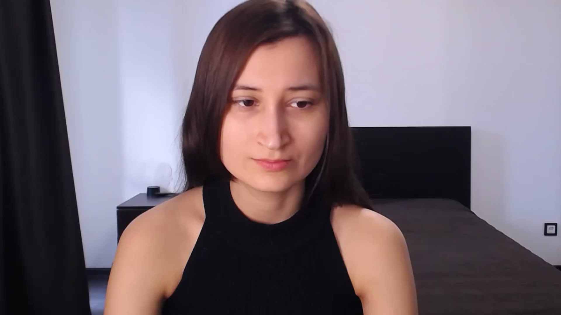 Gallery image thumbnail from Kendal_sweet's myfreecams stream on, 08/12/2024, 12:59 image 1 of 20