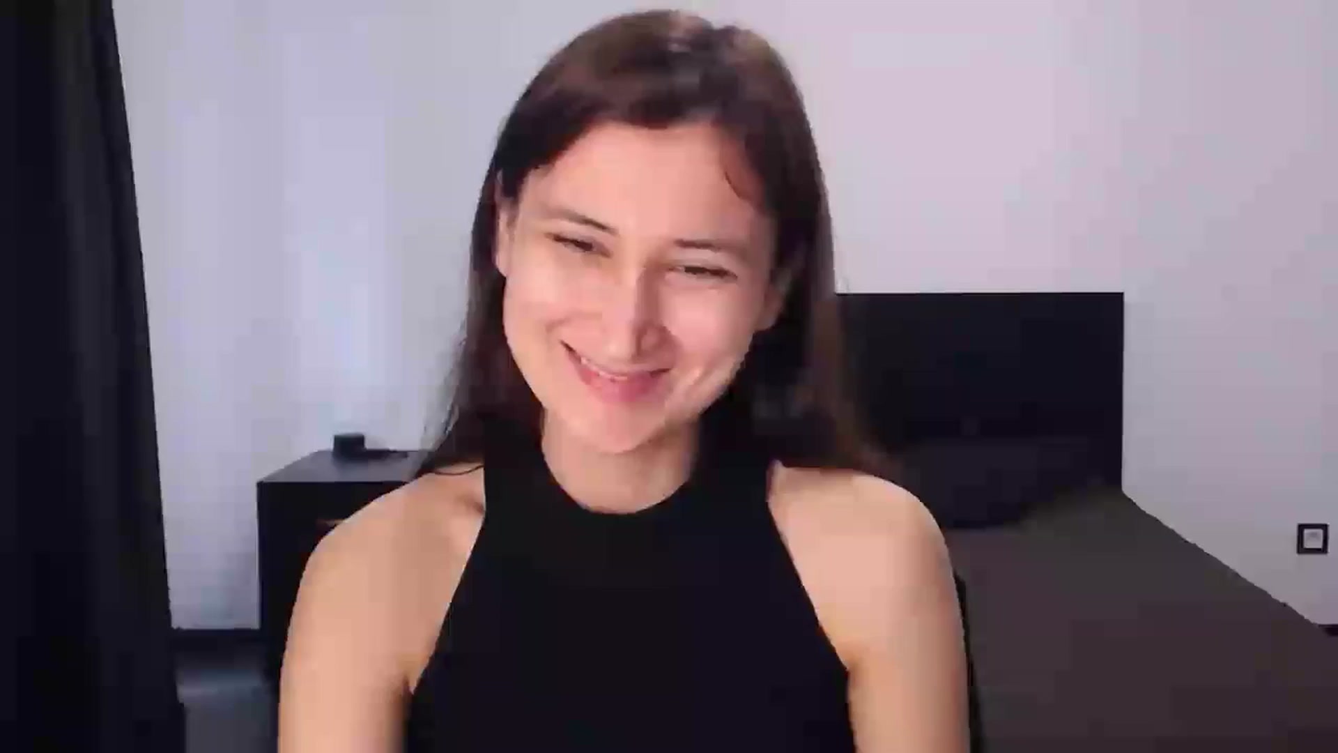 Gallery image thumbnail from Kendal_sweet's myfreecams stream on, 08/13/2024, 12:29 image 8 of 20