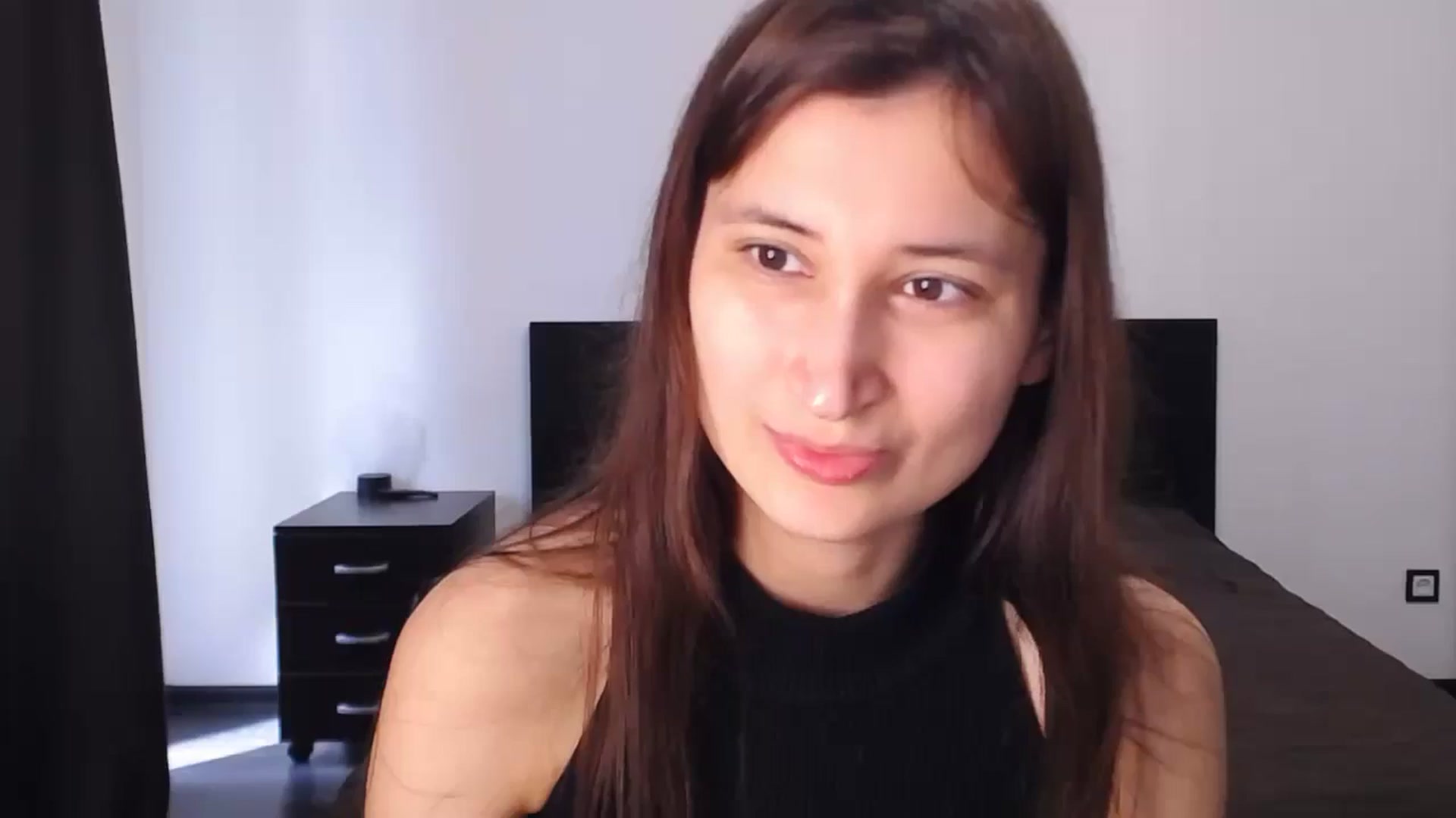 Gallery image thumbnail from Kendal_sweet's myfreecams stream on, 08/13/2024, 12:29 image 15 of 20