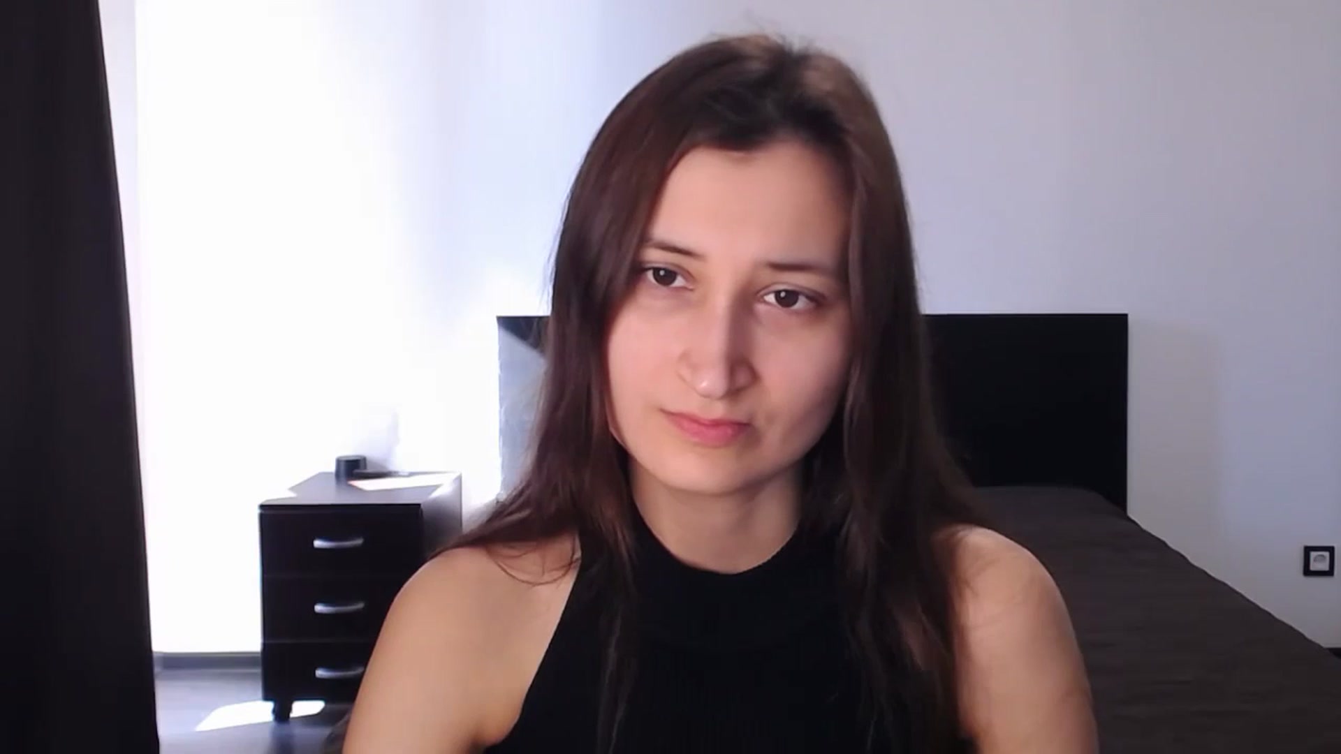 Gallery image thumbnail from Kendal_sweet's myfreecams stream on, 08/13/2024, 13:35 image 19 of 20