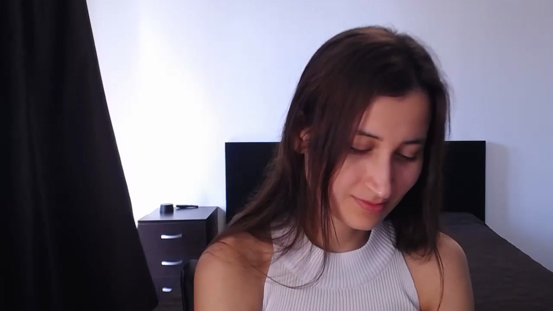 Gallery image thumbnail from Kendal_sweet's myfreecams stream on, 08/18/2024, 12:25 image 20 of 20
