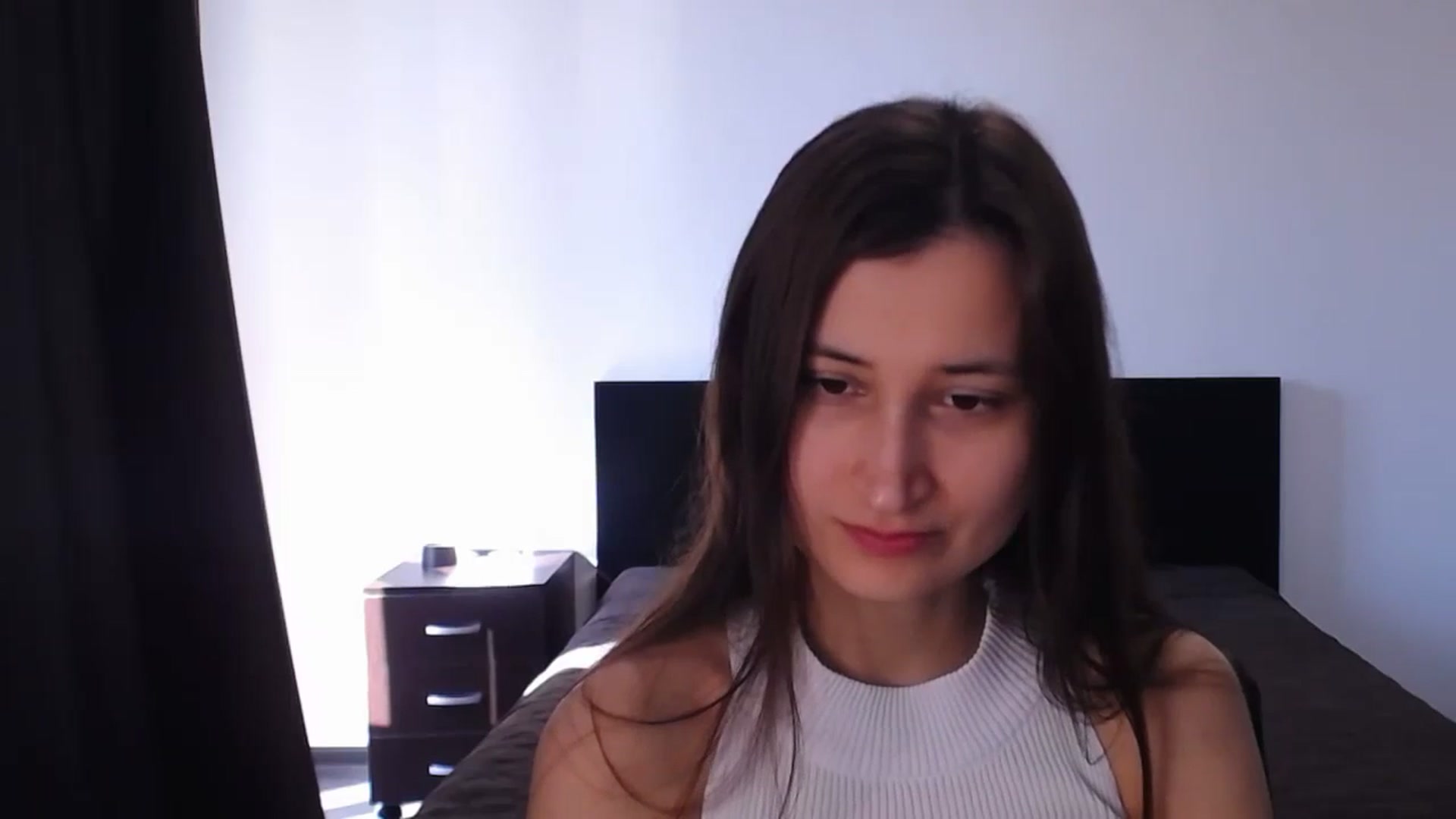 Gallery image thumbnail from Kendal_sweet's myfreecams stream on, 08/18/2024, 12:54 image 18 of 20