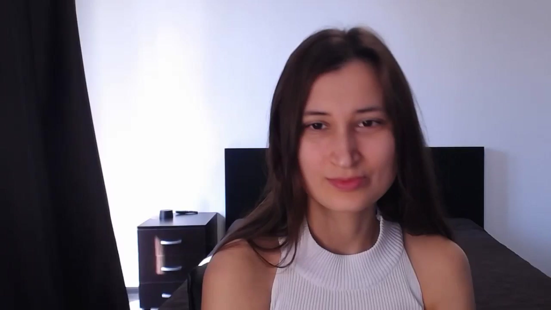 Gallery image thumbnail from Kendal_sweet's myfreecams stream on, 08/18/2024, 12:54 image 1 of 20
