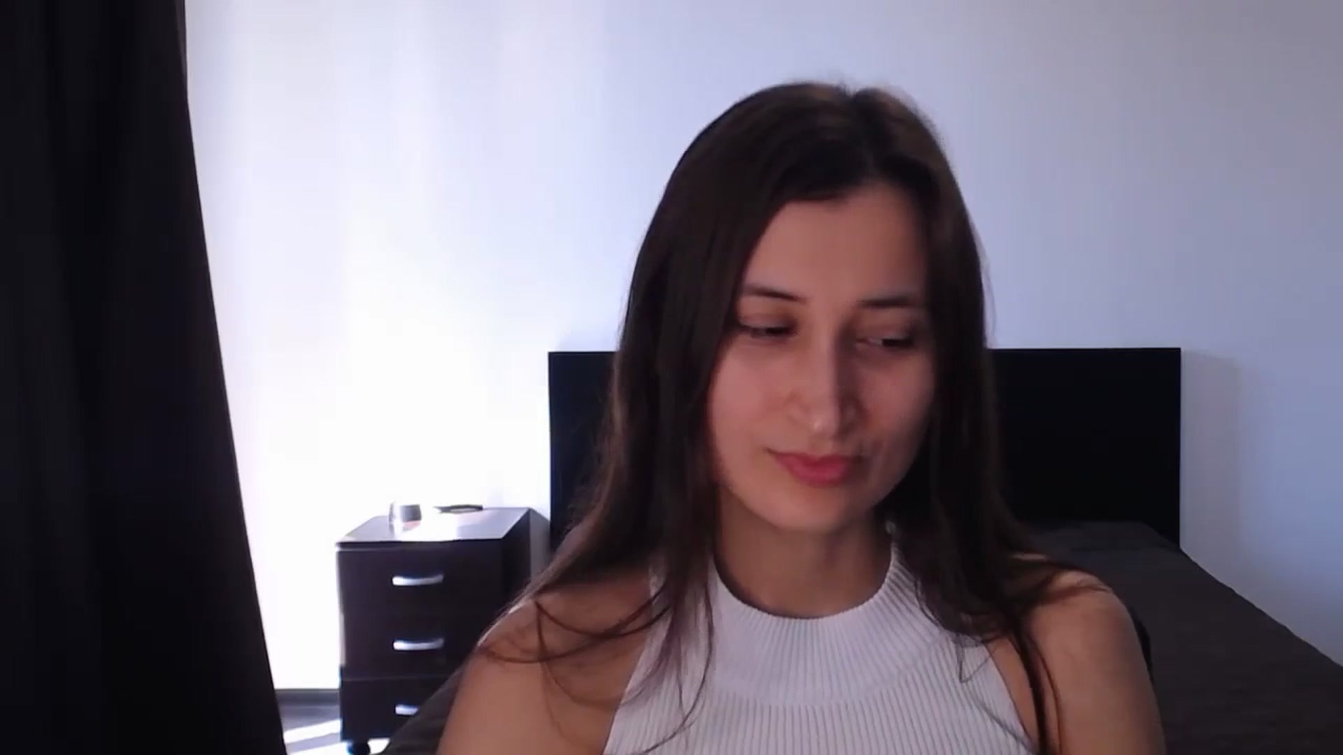 Gallery image thumbnail from Kendal_sweet's myfreecams stream on, 08/18/2024, 12:54 image 14 of 20