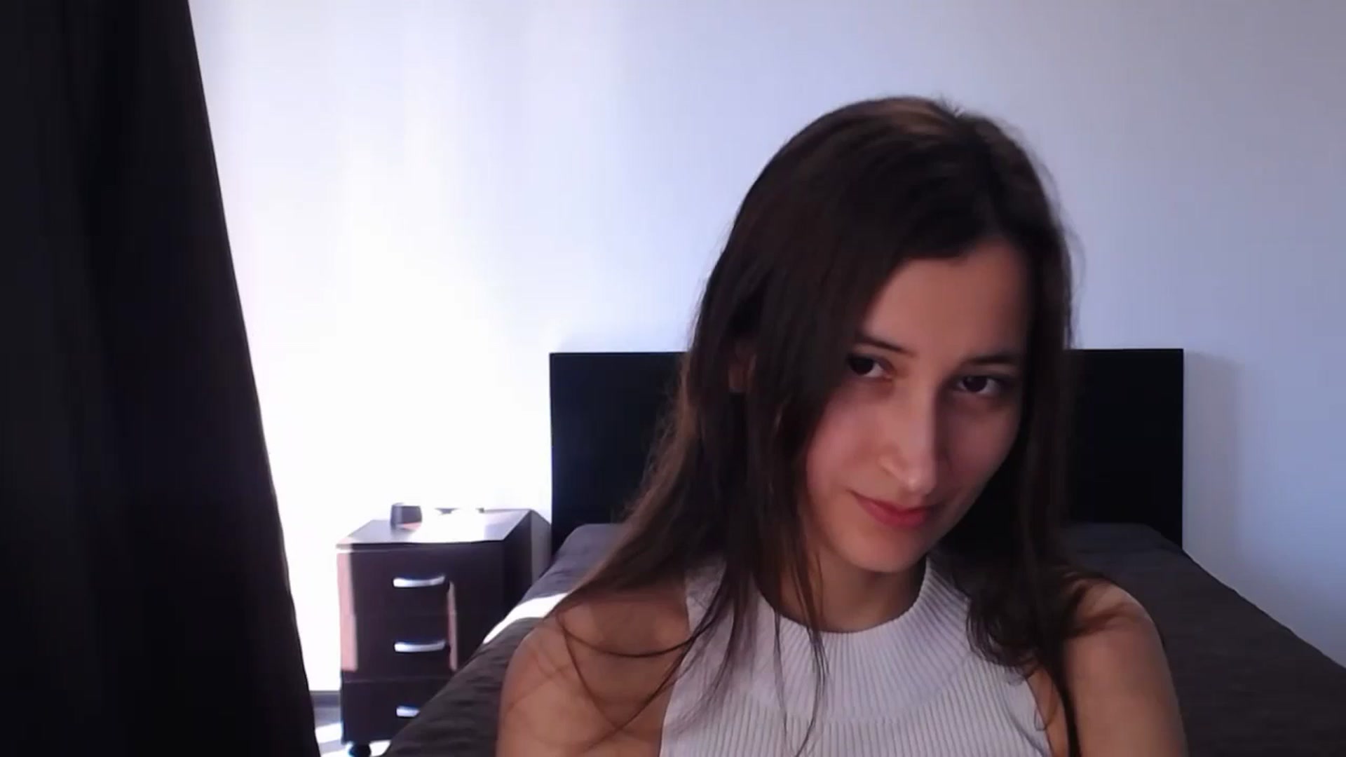 Gallery image thumbnail from Kendal_sweet's myfreecams stream on, 08/18/2024, 12:54 image 17 of 20