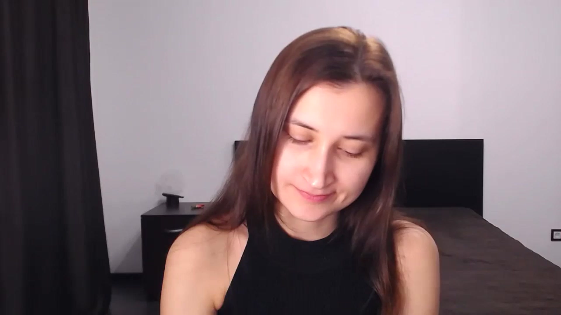 Gallery image thumbnail from Kendal_sweet's myfreecams stream on, 08/29/2024, 17:48 image 13 of 20