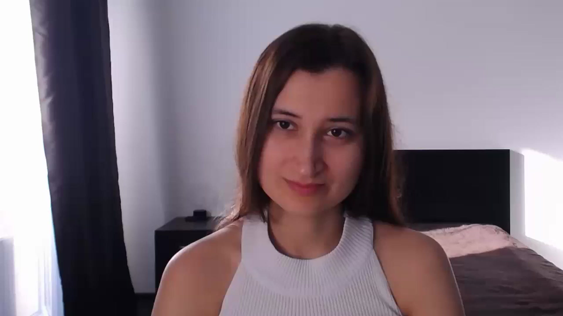 Gallery image thumbnail from Kendal_sweet's myfreecams stream on, 09/08/2024, 13:59 image 13 of 20
