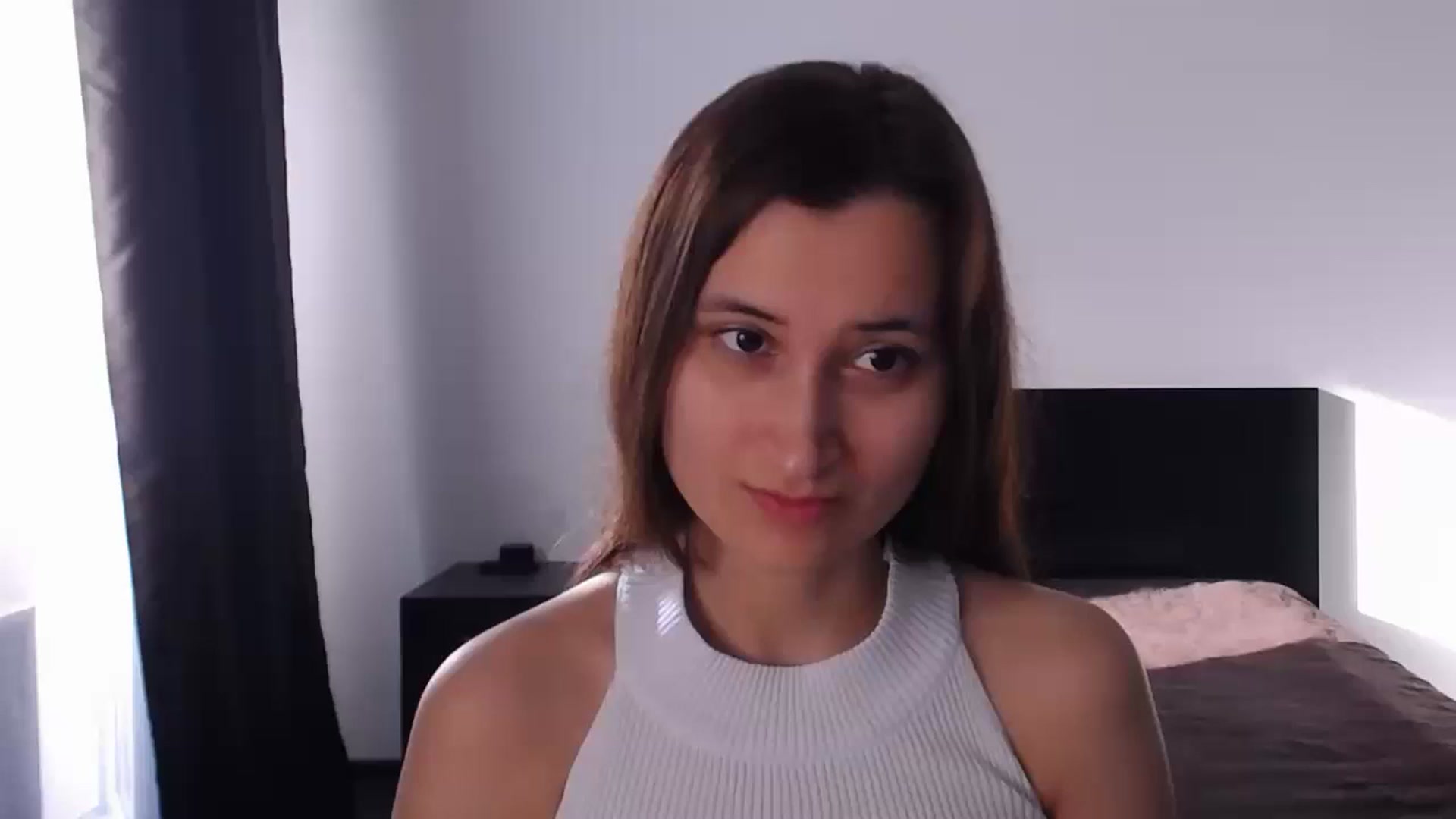Gallery image thumbnail from Kendal_sweet's myfreecams stream on, 09/08/2024, 13:59 image 9 of 20