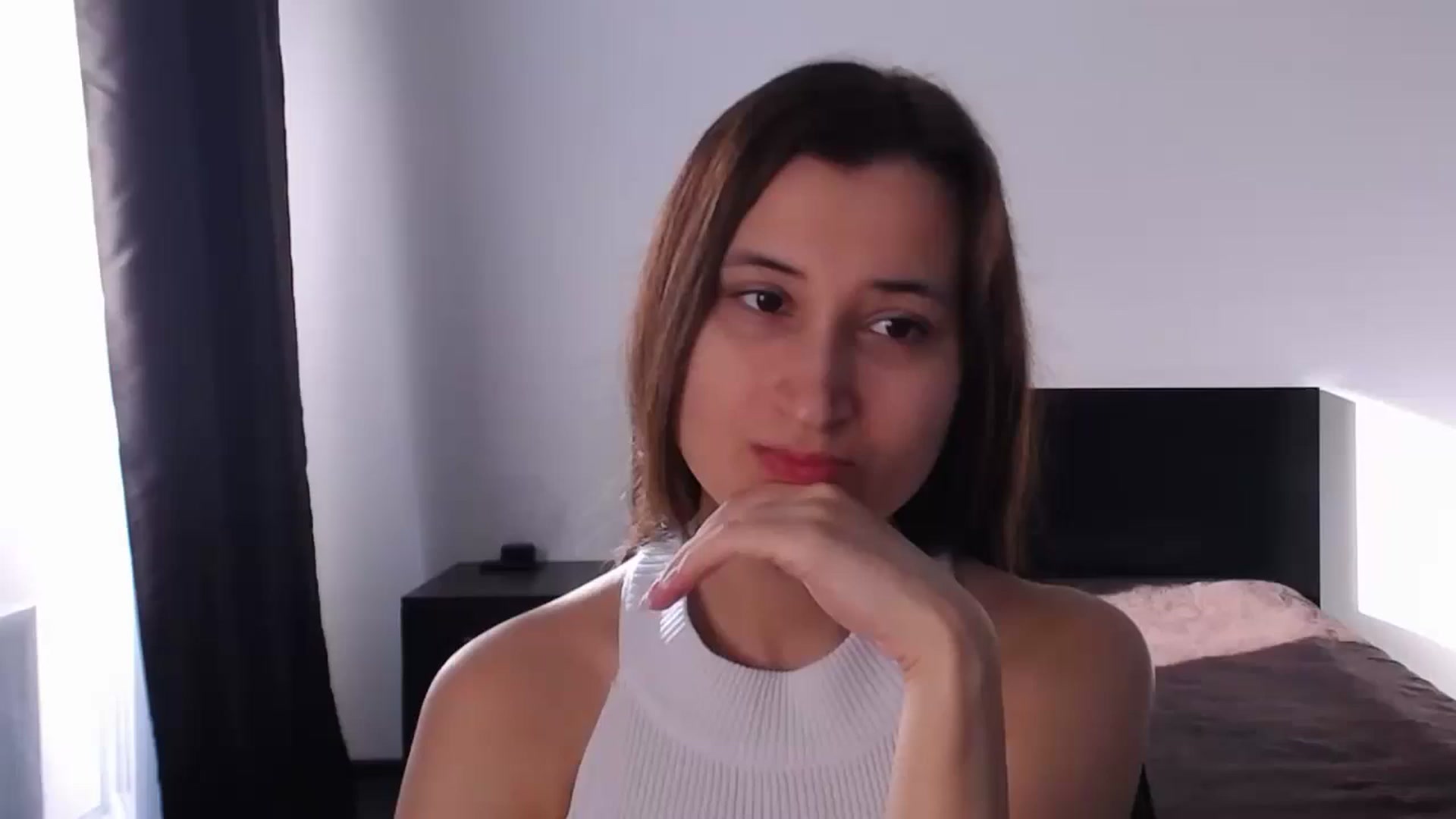 Gallery image thumbnail from Kendal_sweet's myfreecams stream on, 09/08/2024, 13:59 image 6 of 20