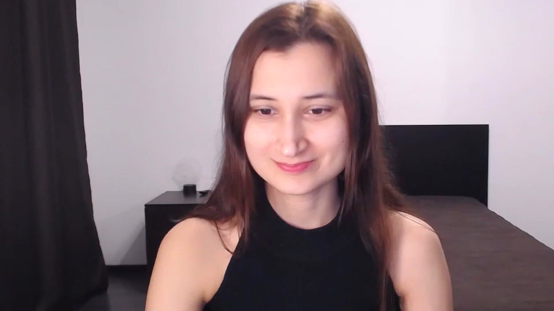 Gallery image thumbnail from Kendal_sweet's myfreecams stream on, 09/15/2024, 18:43 image 6 of 20