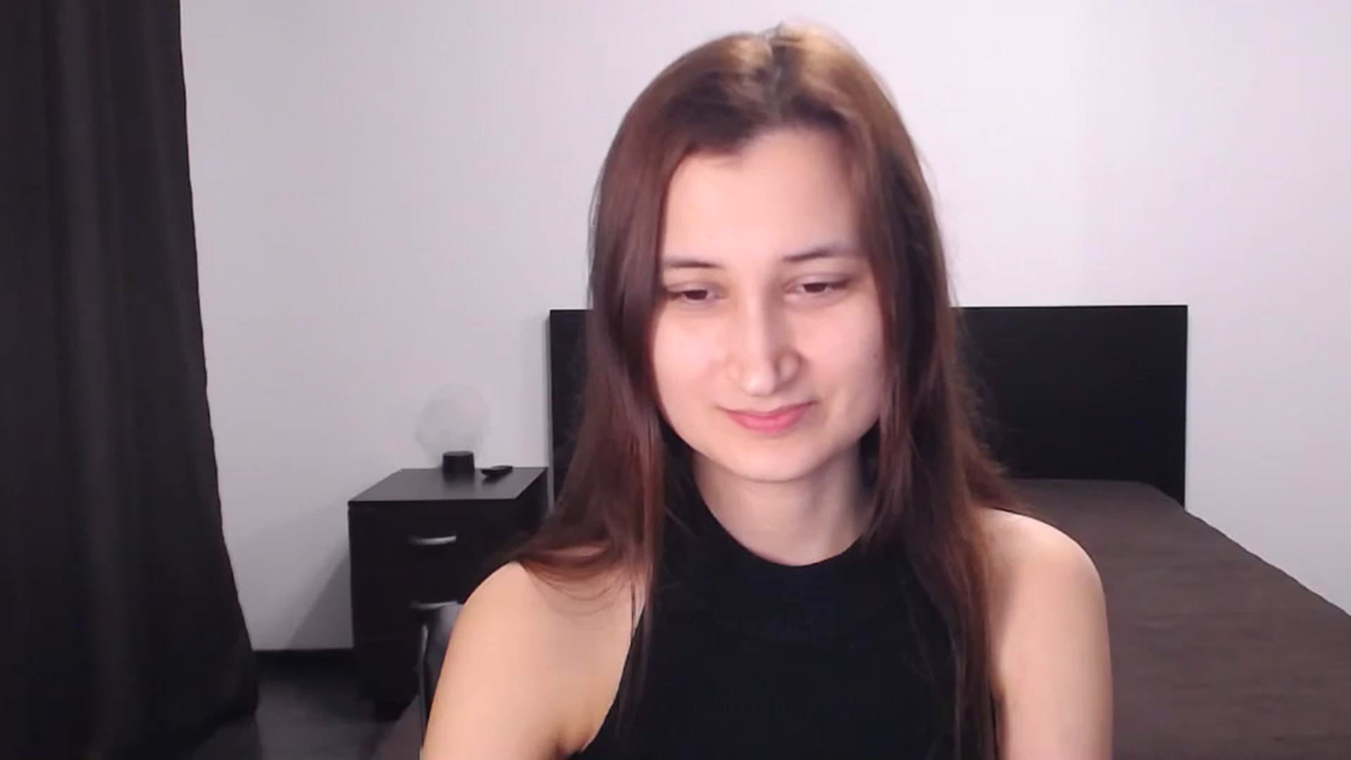Gallery image thumbnail from Kendal_sweet's myfreecams stream on, 09/15/2024, 18:43 image 19 of 20