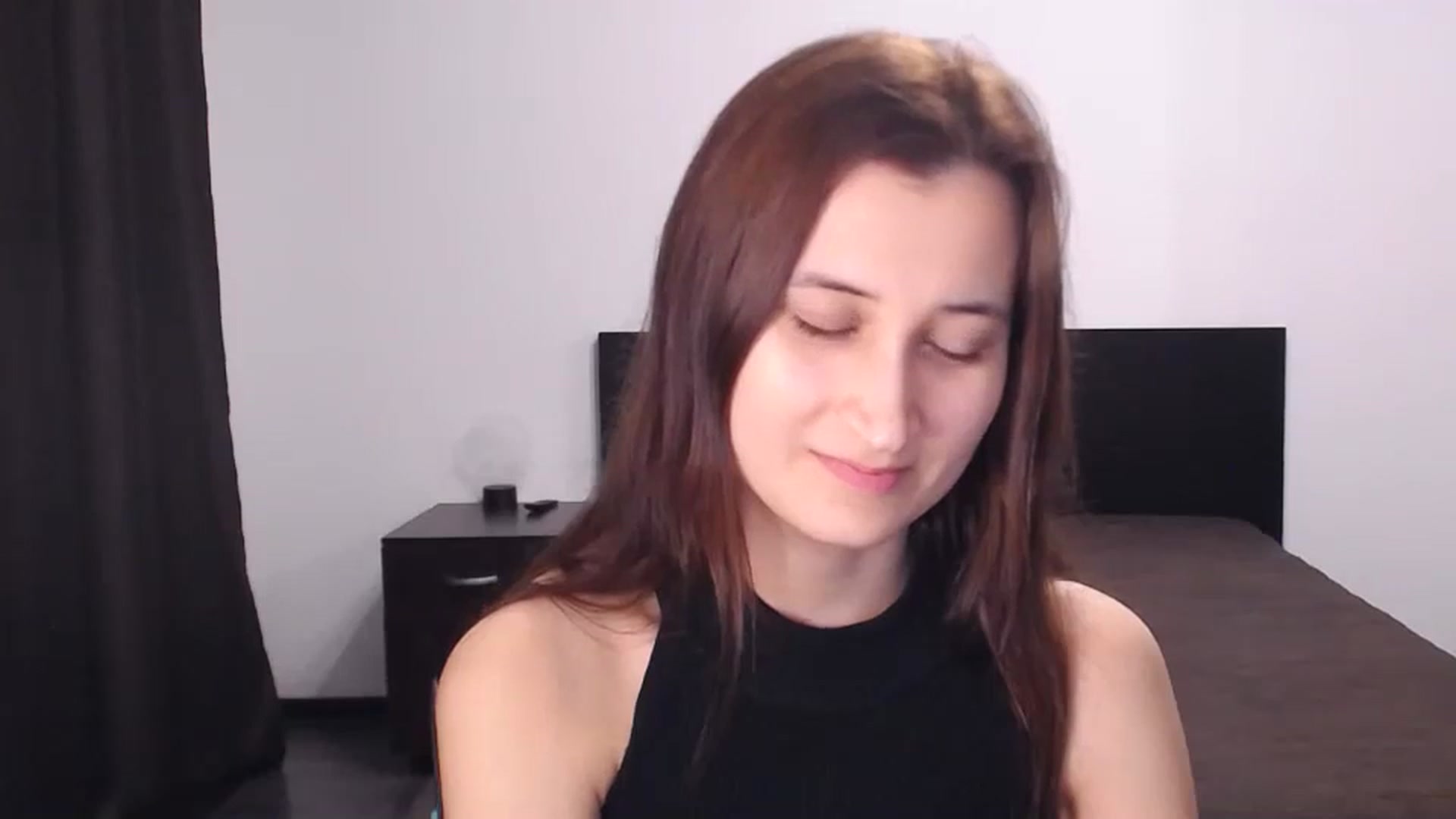 Gallery image thumbnail from Kendal_sweet's myfreecams stream on, 09/15/2024, 18:43 image 17 of 20