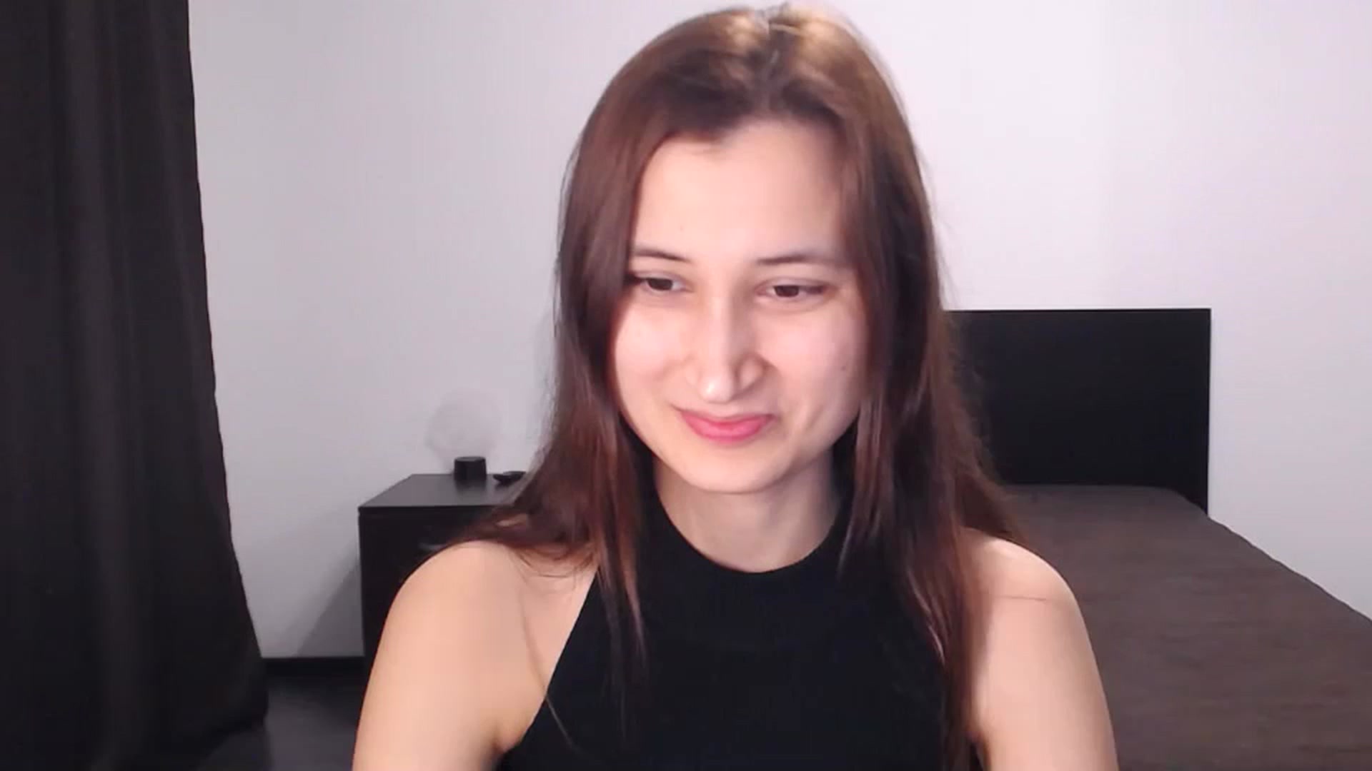 Gallery image thumbnail from Kendal_sweet's myfreecams stream on, 09/15/2024, 18:43 image 11 of 20