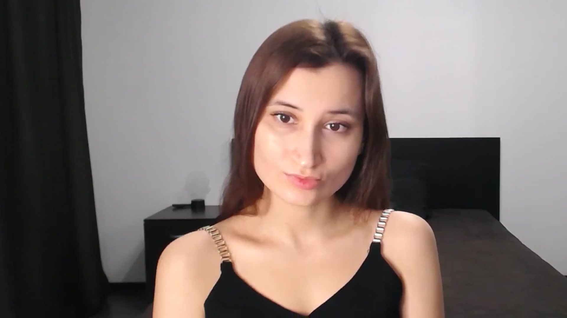 Gallery image thumbnail from Kendal_sweet's myfreecams stream on, 12/08/2024, 14:33 image 17 of 20