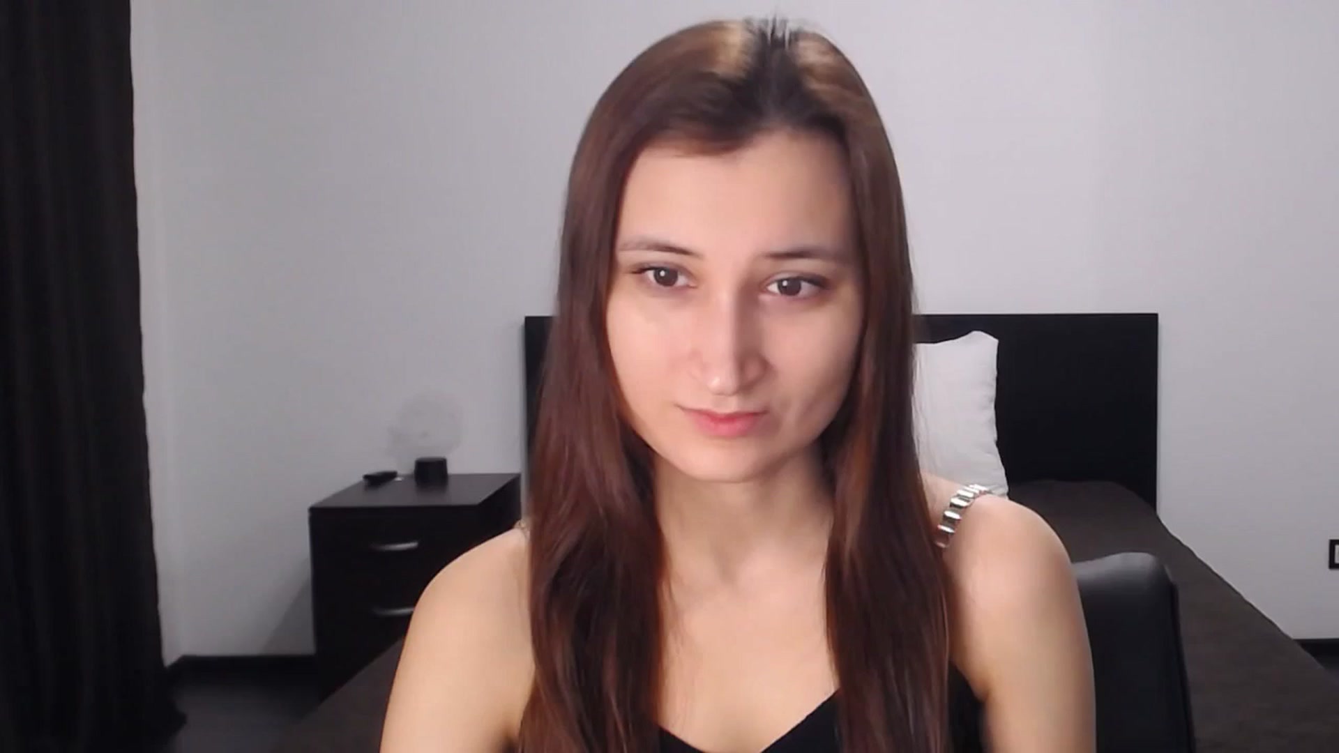 Gallery image thumbnail from Kendal_sweet's myfreecams stream on, 12/16/2024, 13:53 image 3 of 20